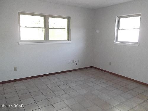 Woodlawn Unit 1 - Residential Lease