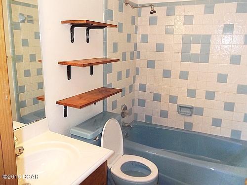 Woodlawn Unit 1 - Residential Lease