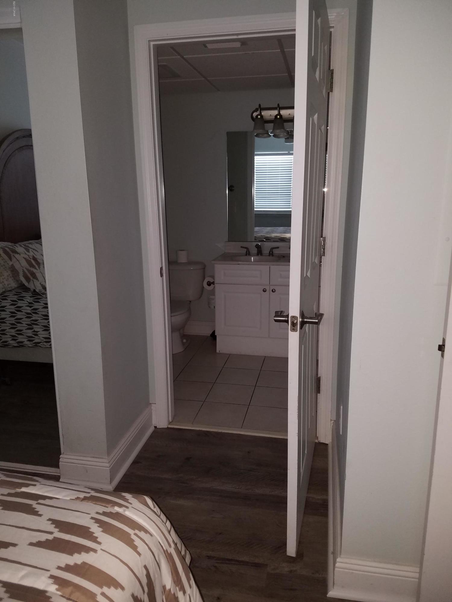 Emerald Beach Resort - Residential Lease