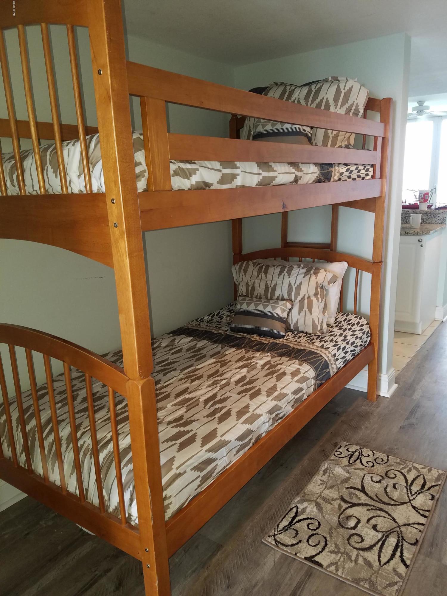 Emerald Beach Resort - Residential Lease