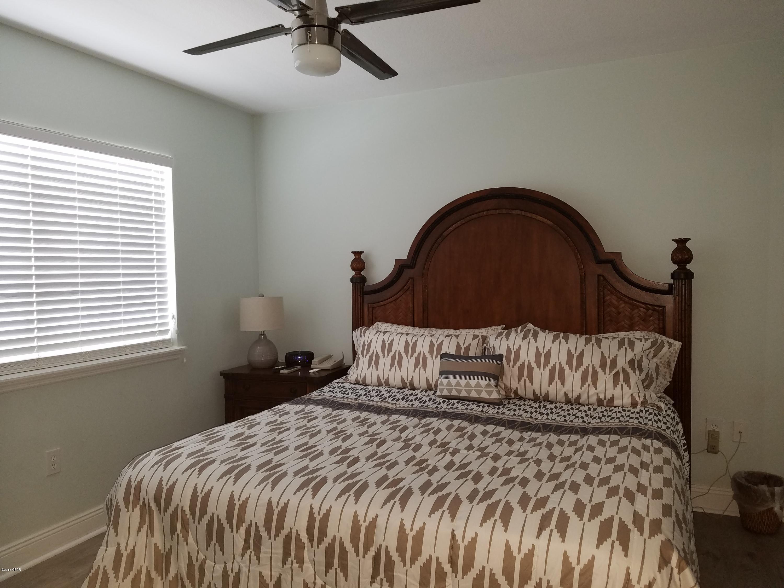 Emerald Beach Resort - Residential Lease