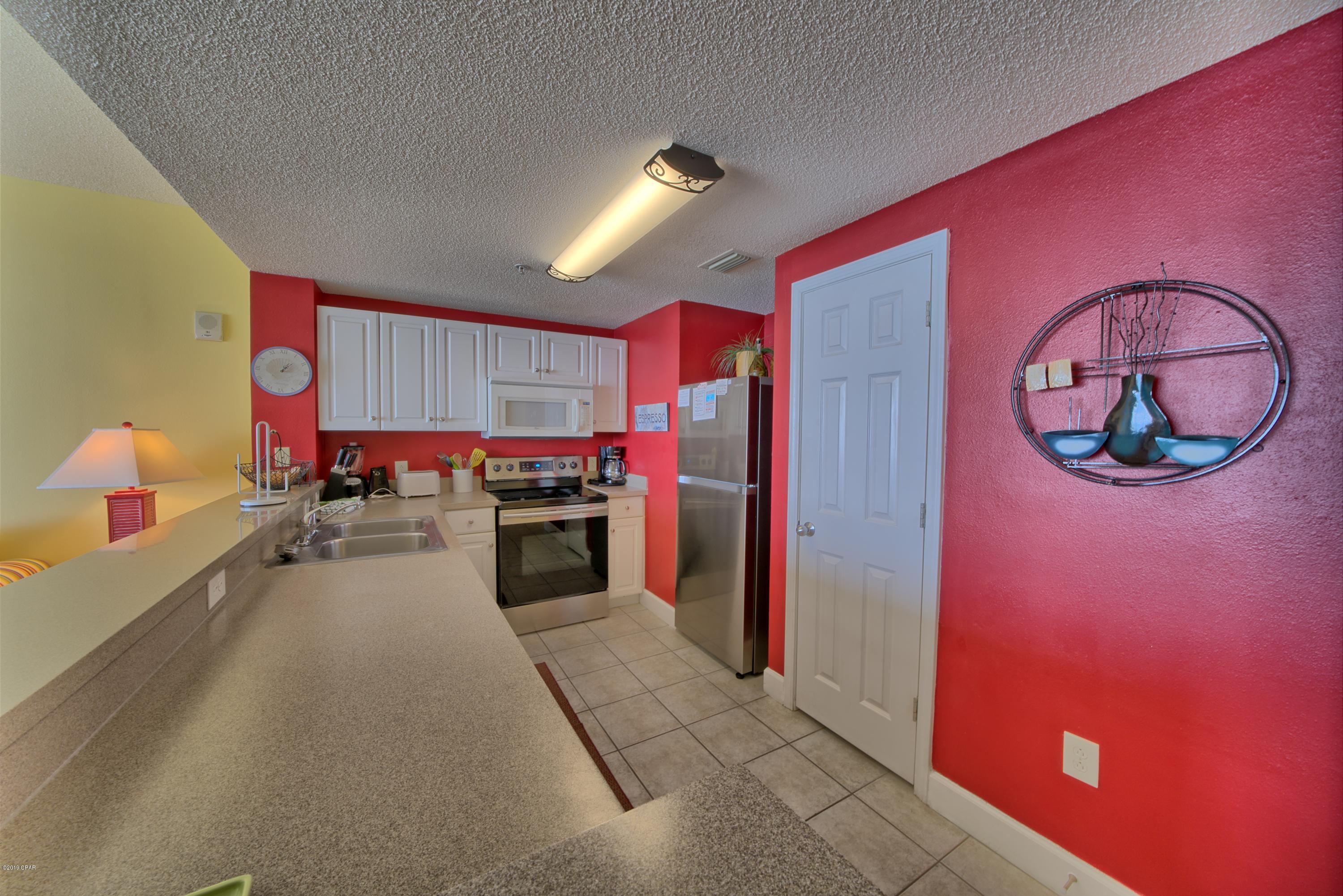 Majestic Beach Tower I - Residential