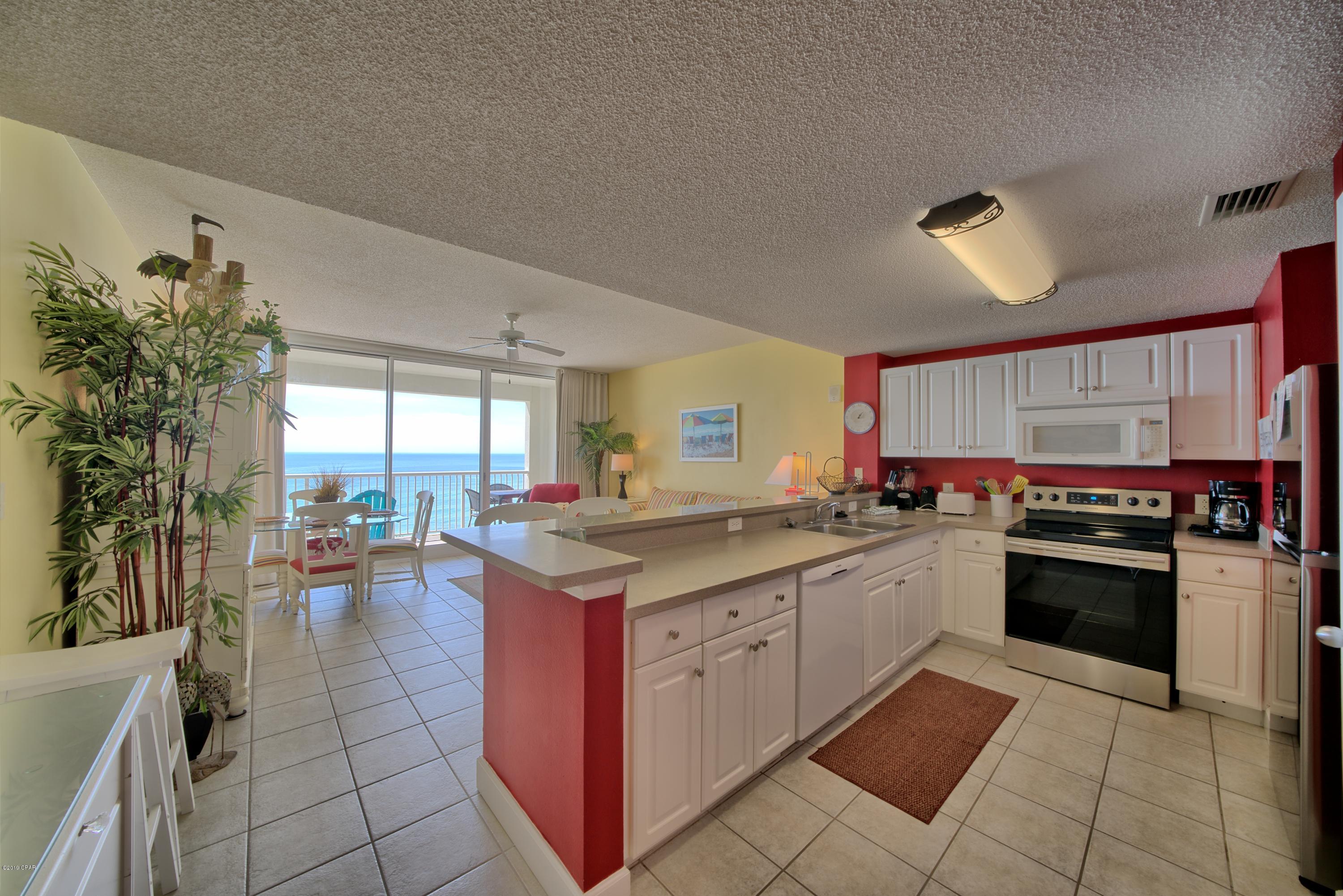 Majestic Beach Tower I - Residential