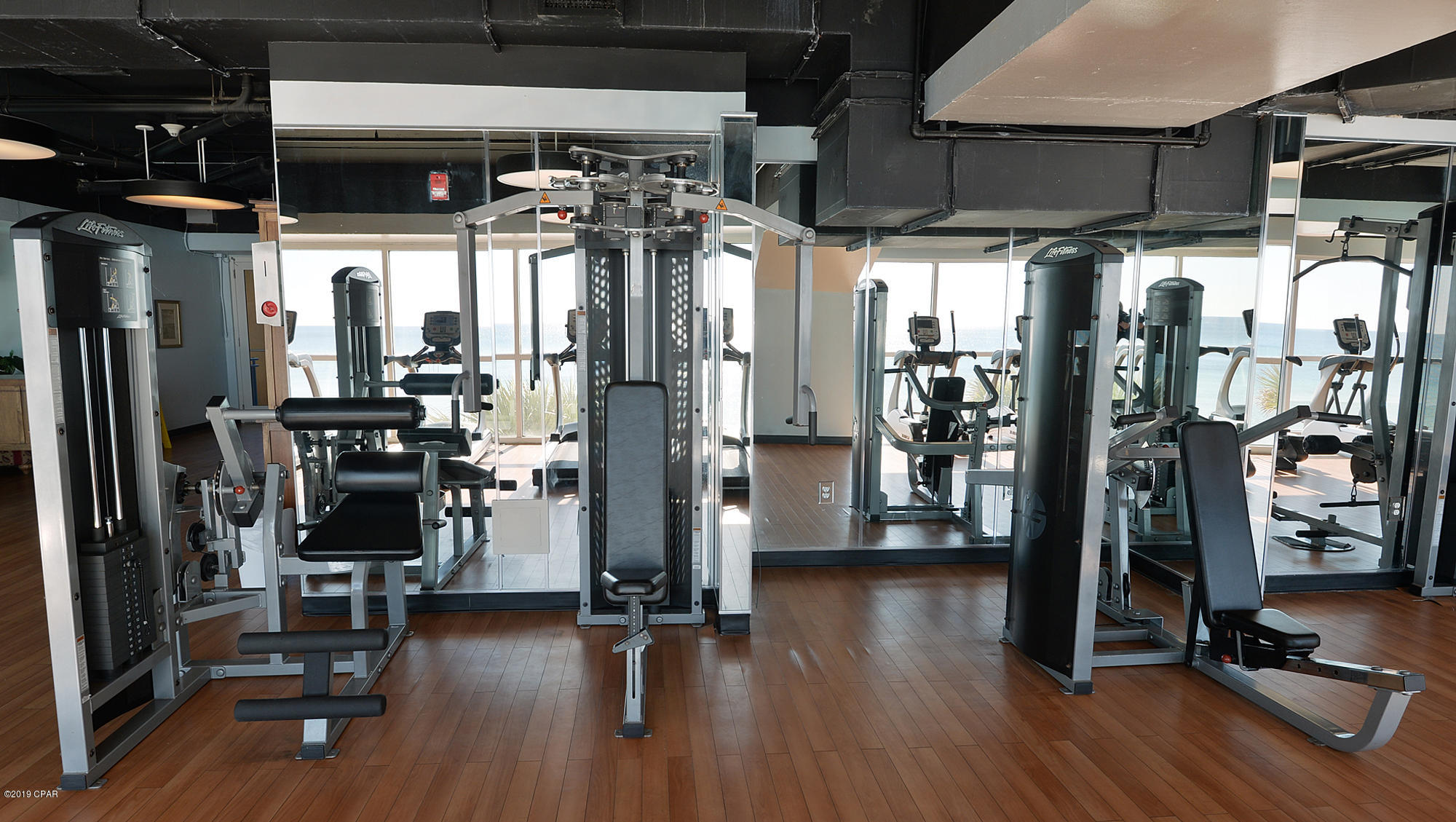 Splash Condo - Residential