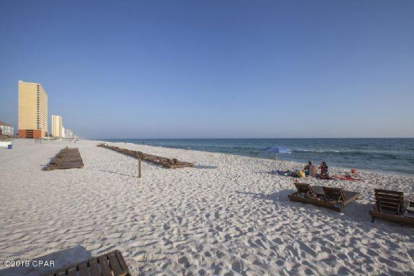 Splash Condo - Residential