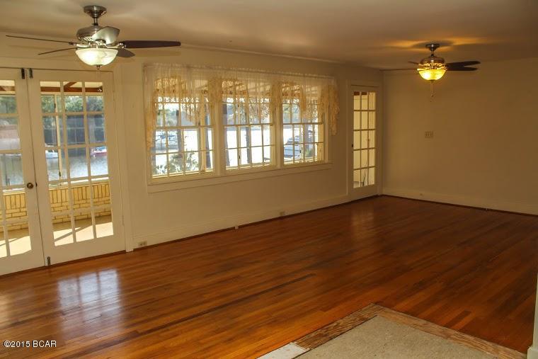 Sudduths 1st Add - Residential