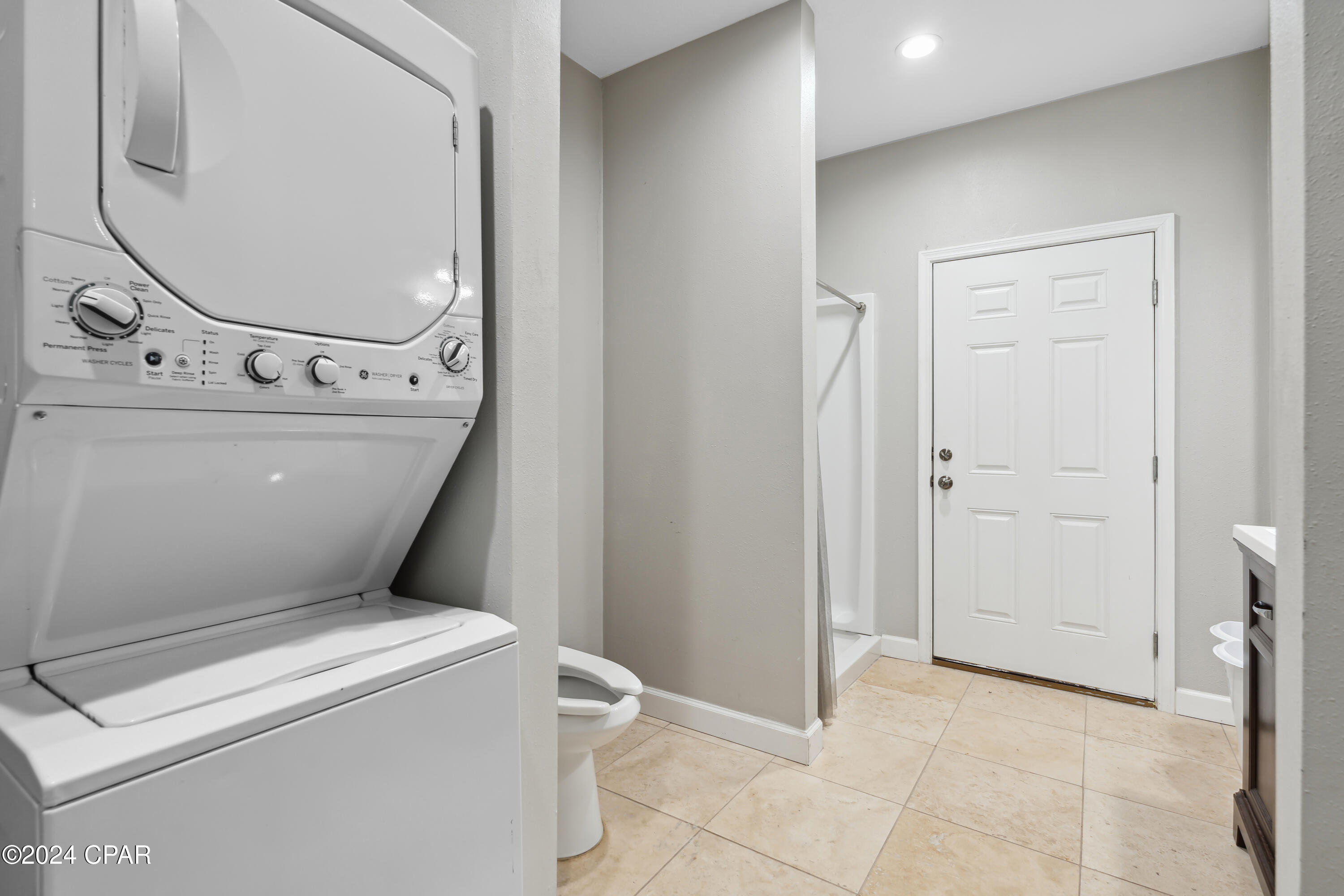 Woodlawn Unit 1 - Residential