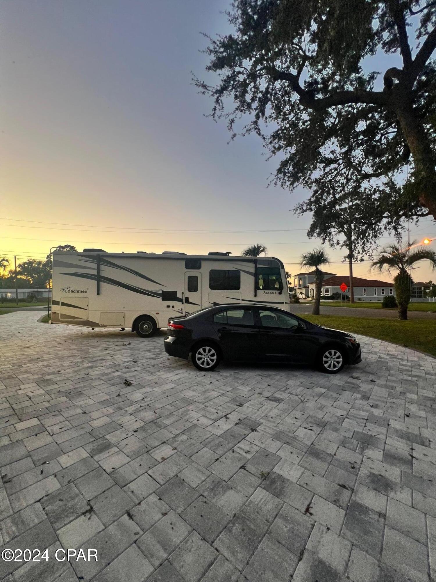 Woodlawn Unit 1 - Residential