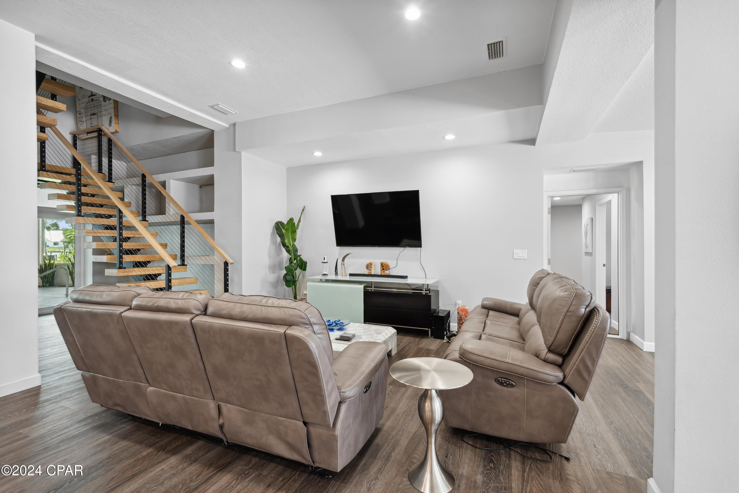 Woodlawn Unit 1 - Residential