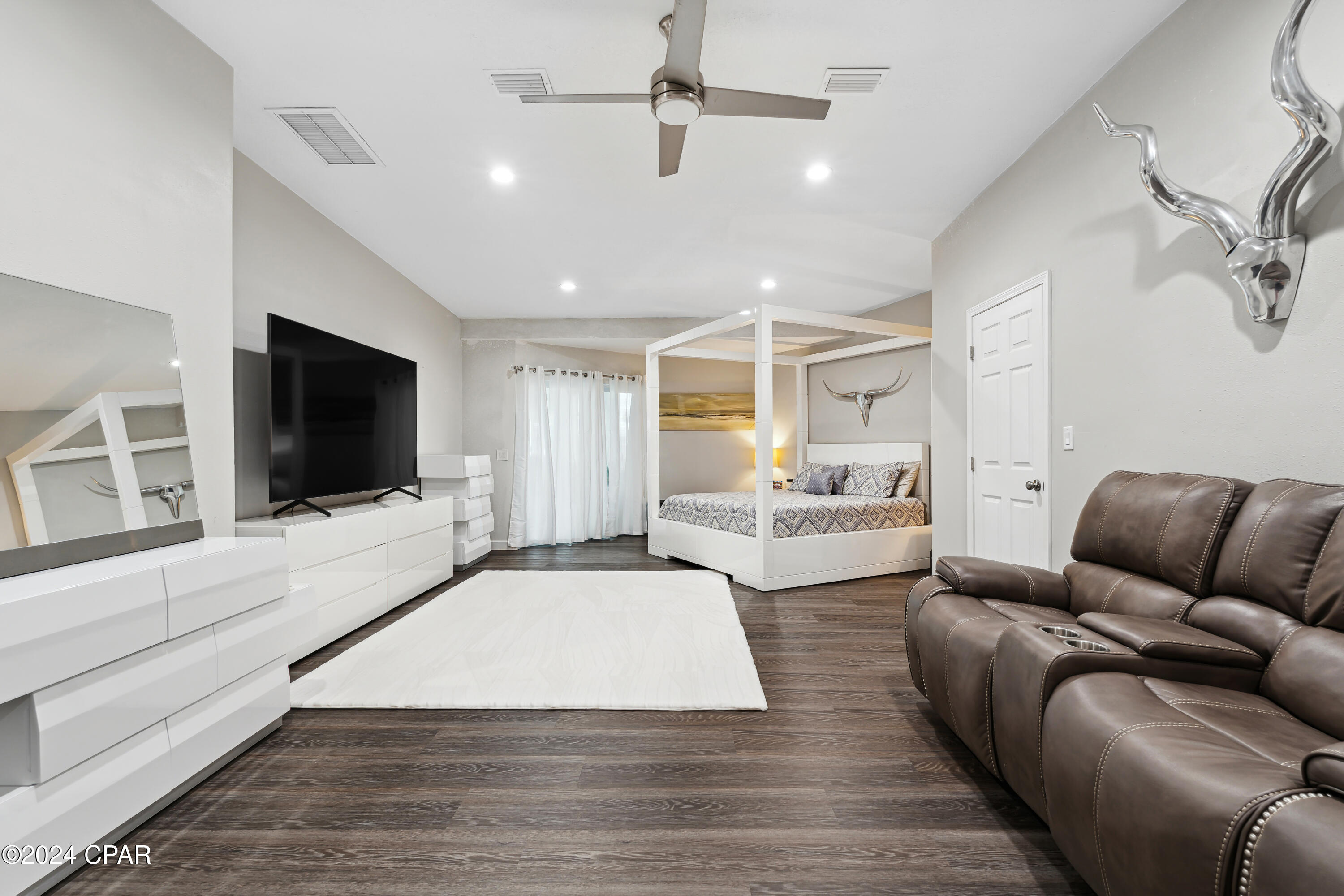 Woodlawn Unit 1 - Residential