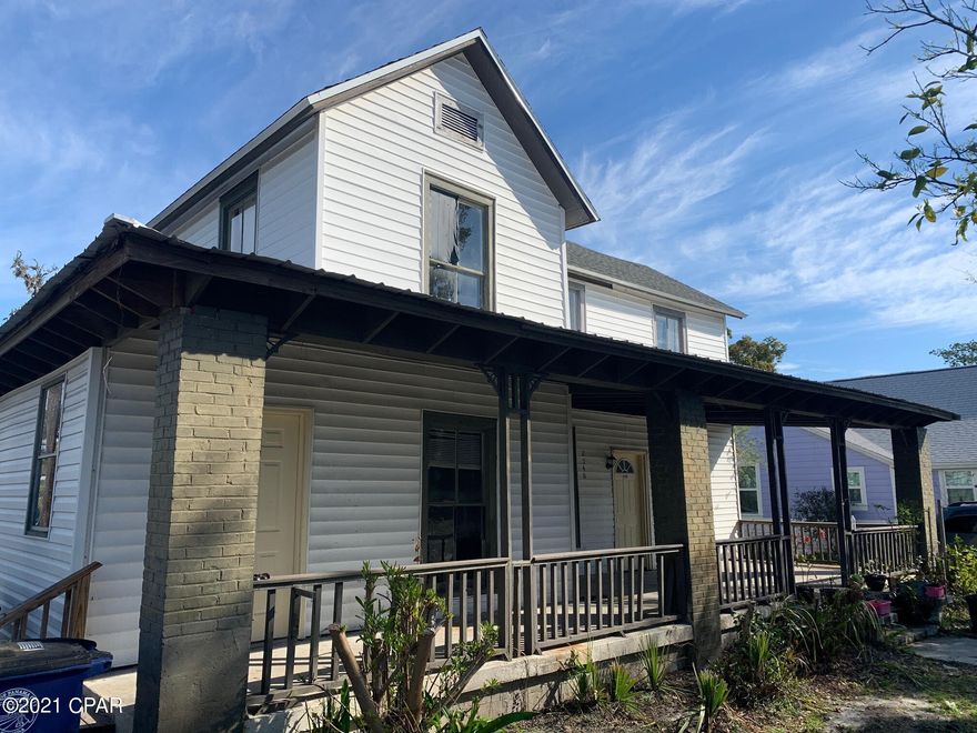 Historical home in St. Andrews with water views of St. Andrews Bay! Property consists of 4 apartments totaling 5 bedrooms and 4 baths.  Current owner has been renovating and decided to let the next investor finish. Live in one and rent out the other 3 long term or short term Air B&B for maximum cash flow. Just walking distance to parks, the Bay, shops & dining in downtown St. Andrews and much more.