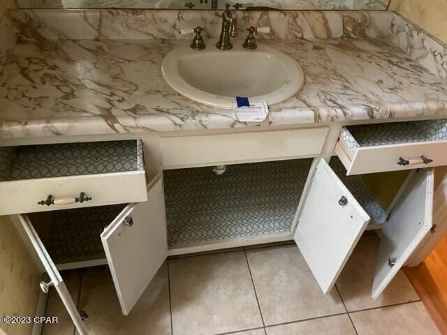 Diamond Head-Lakeside - Residential