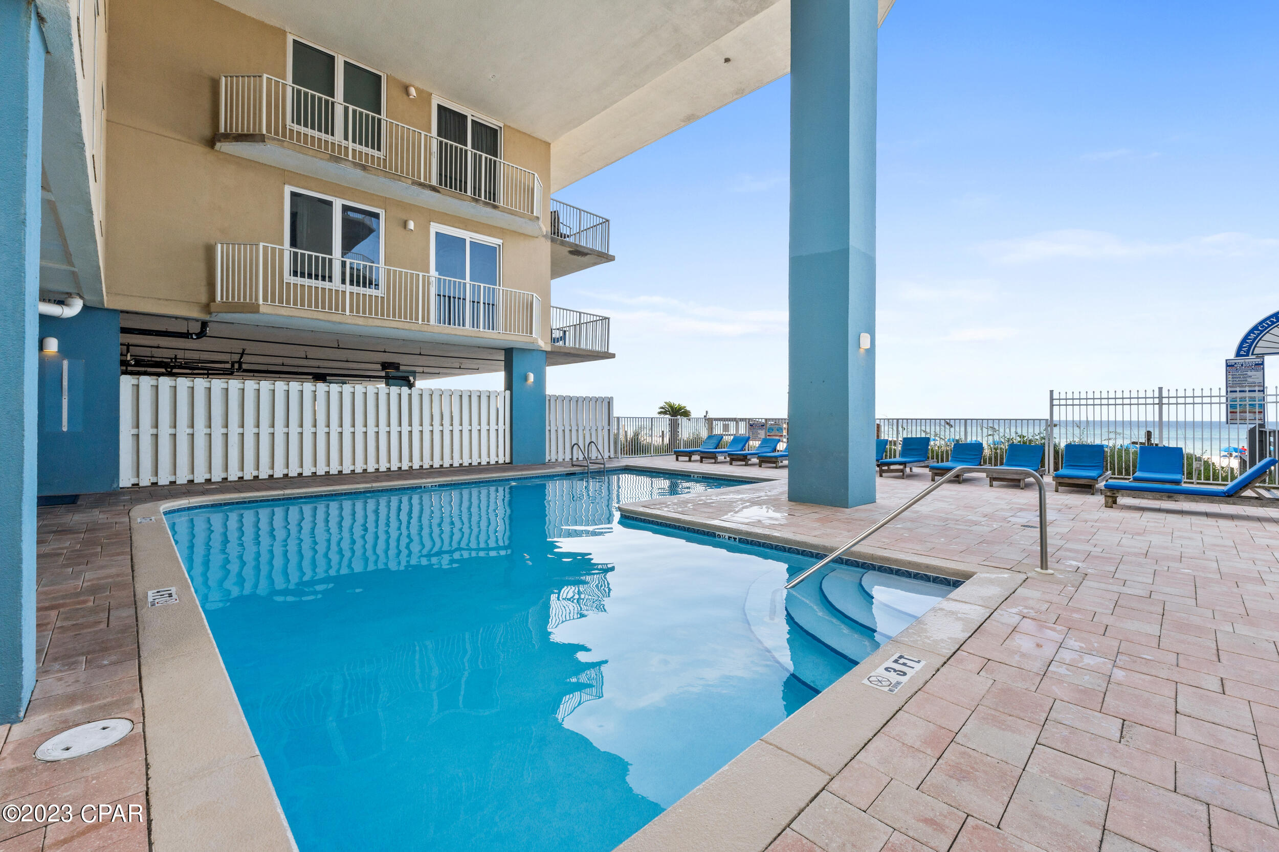 Grandview East At Long Beach - Residential