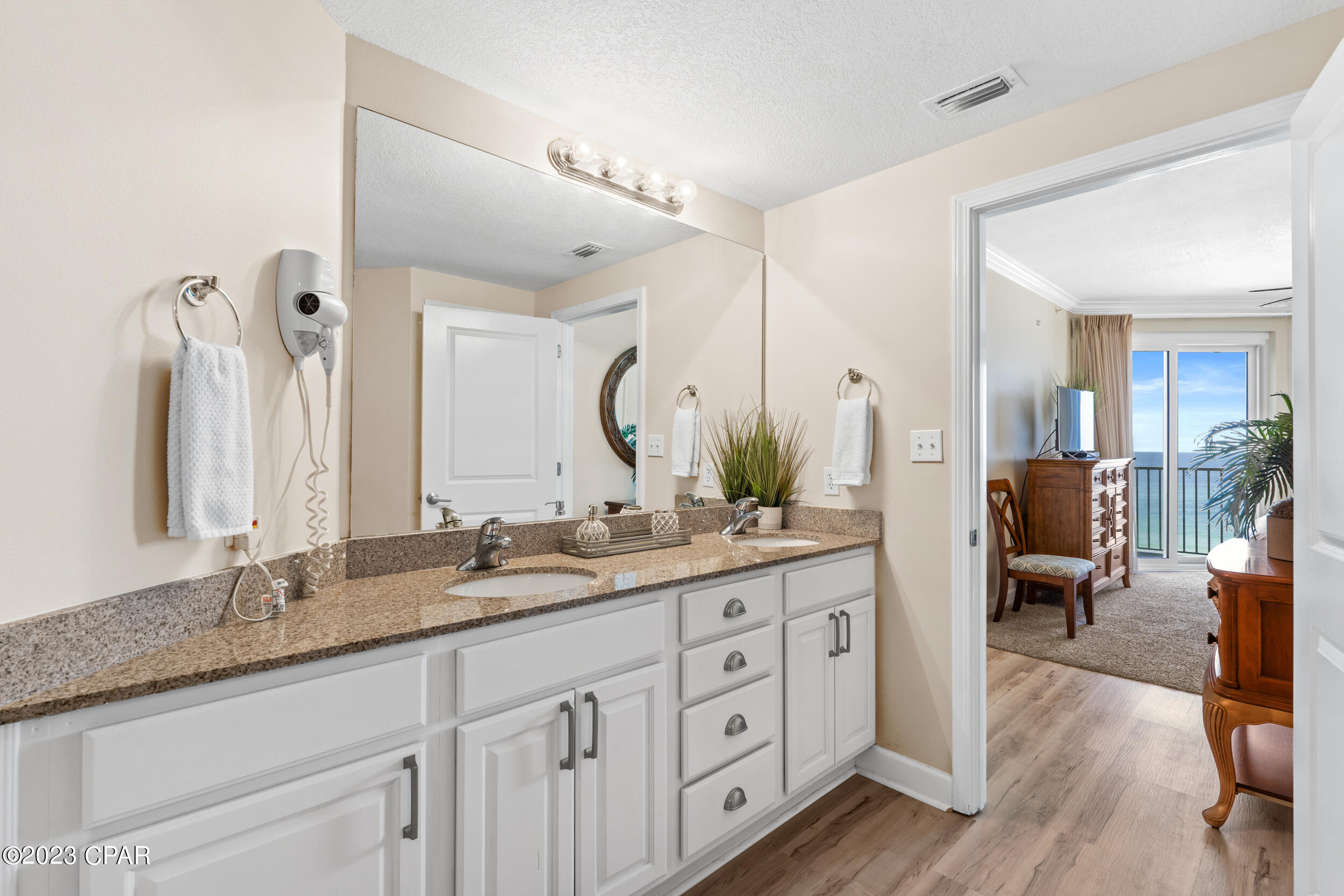 Grandview East At Long Beach - Residential