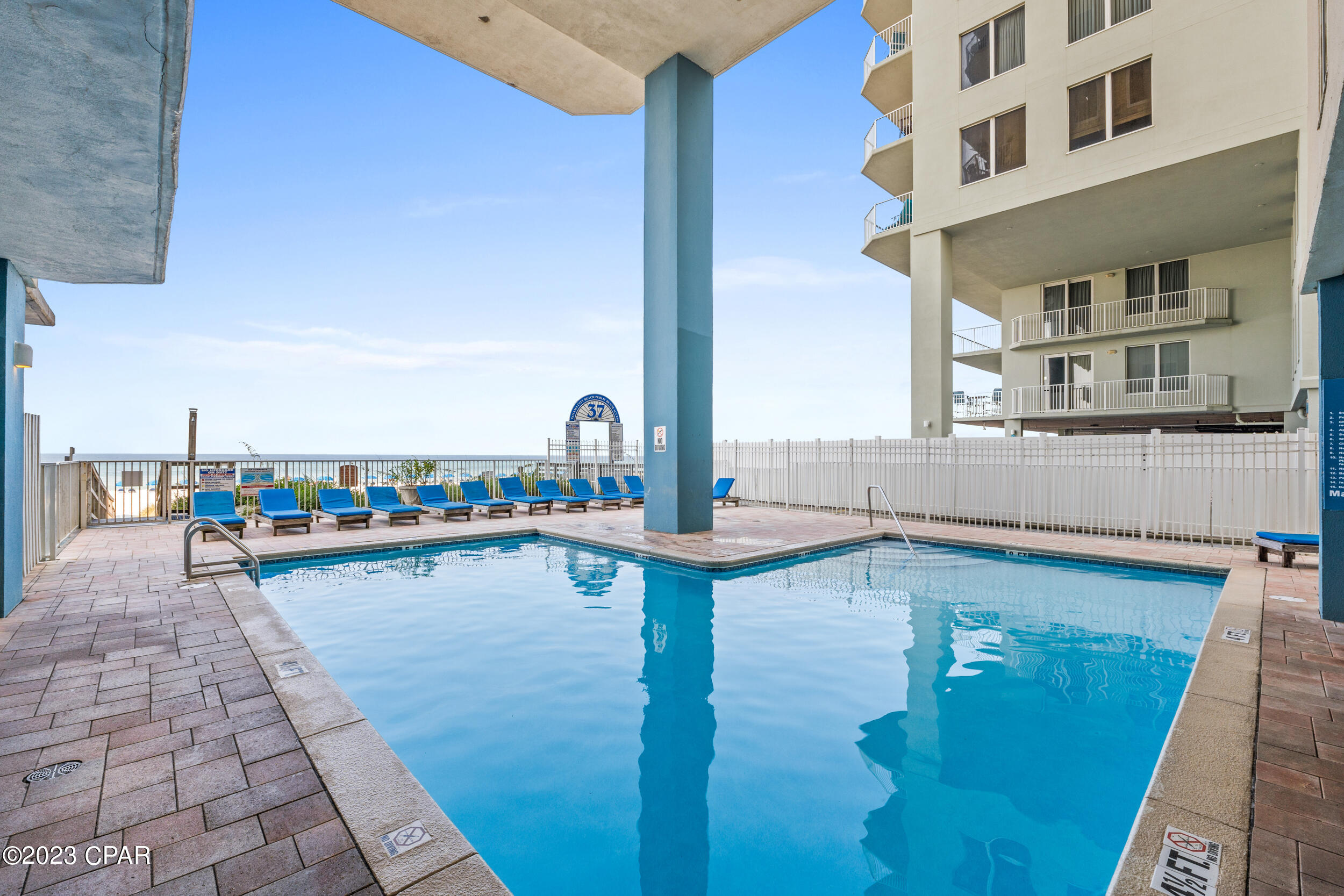 Grandview East At Long Beach - Residential