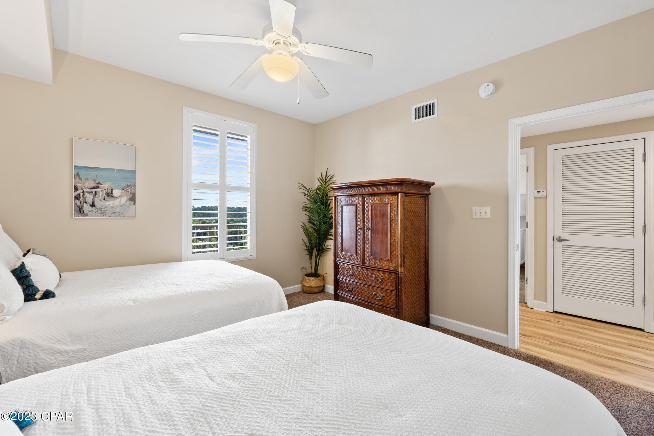 Grandview East At Long Beach - Residential