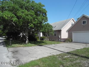 Santa Monica Beach - Residential