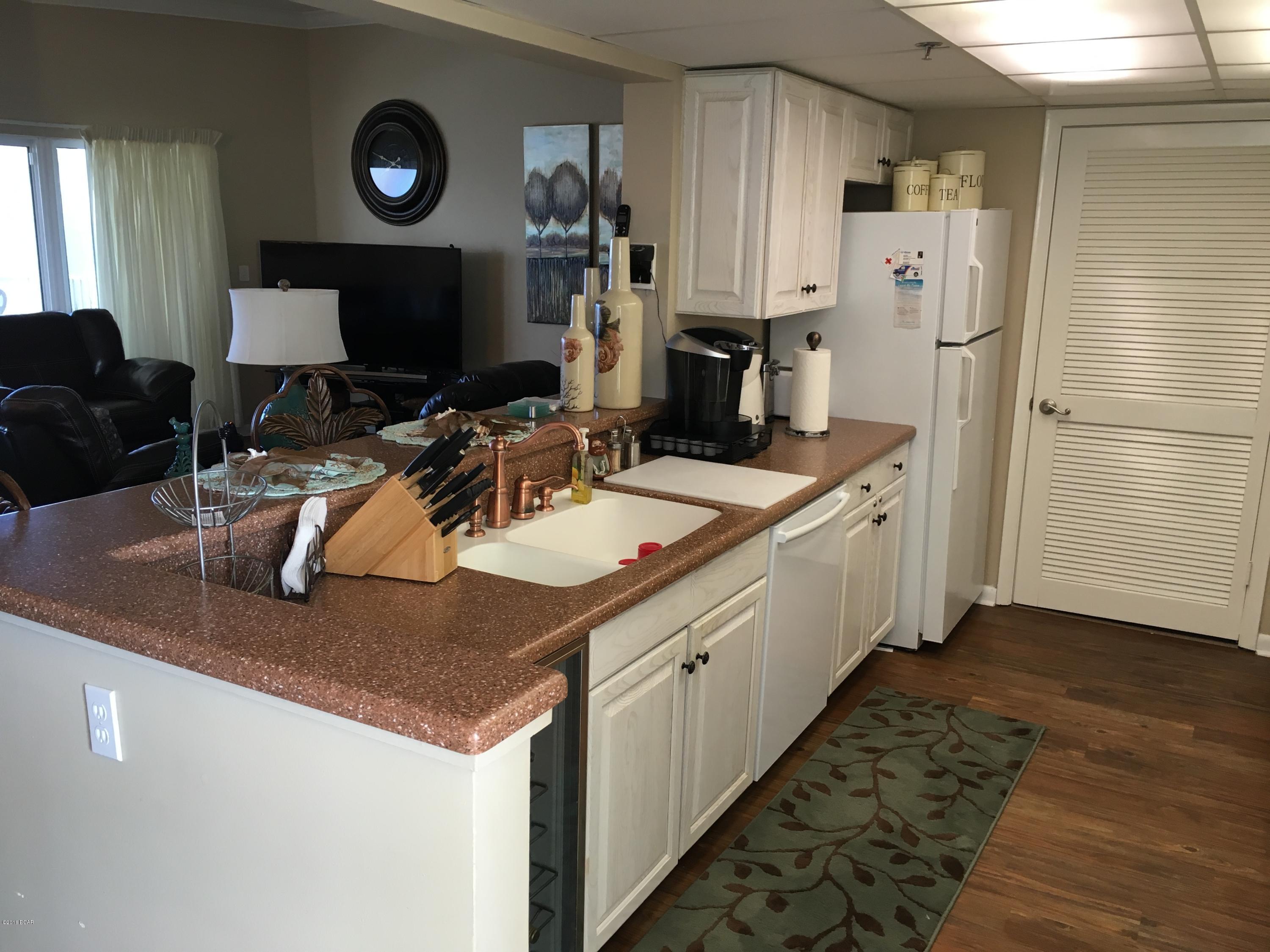 Long Beach Towers II - Residential