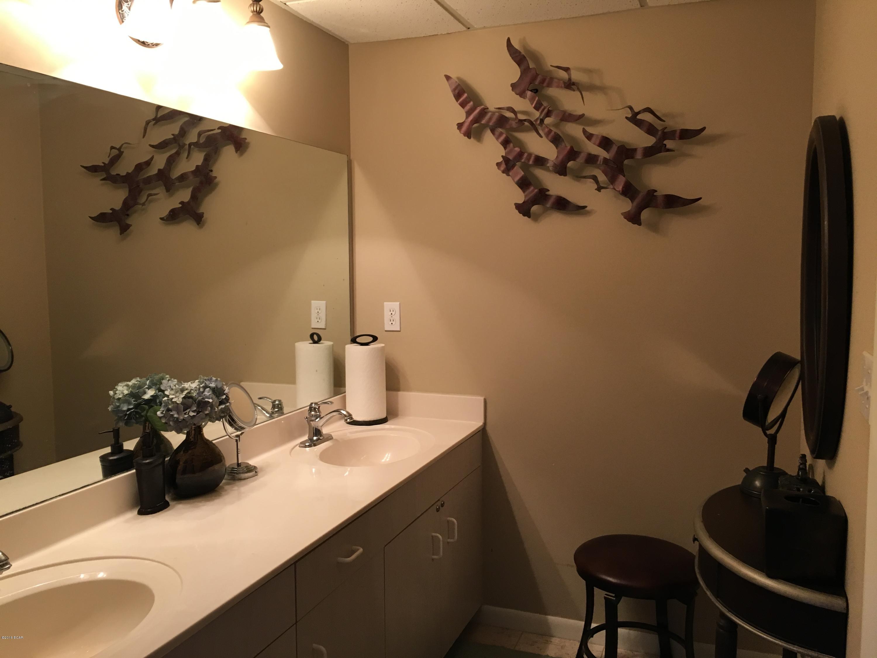 Long Beach Towers II - Residential