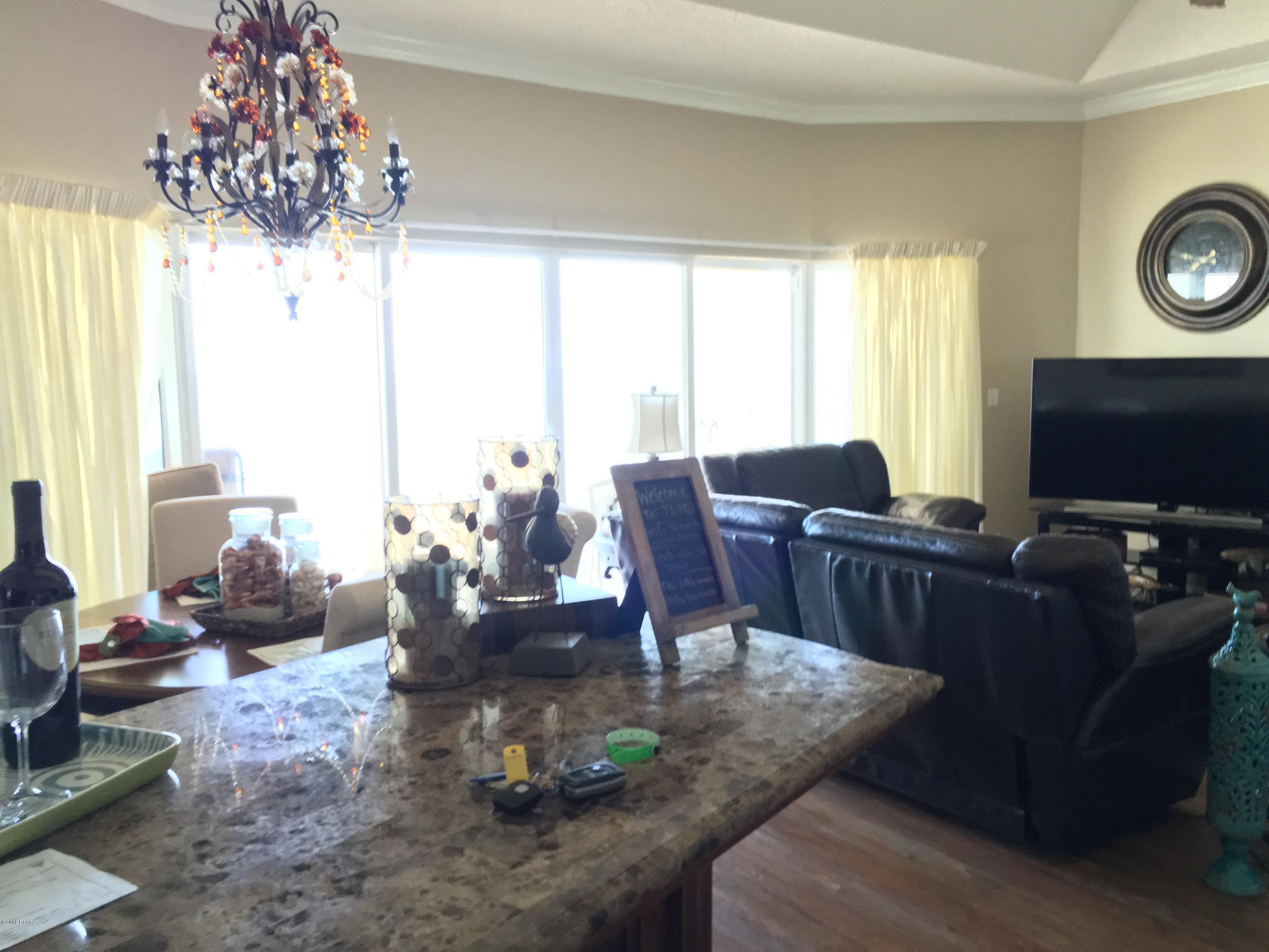 Long Beach Towers II - Residential