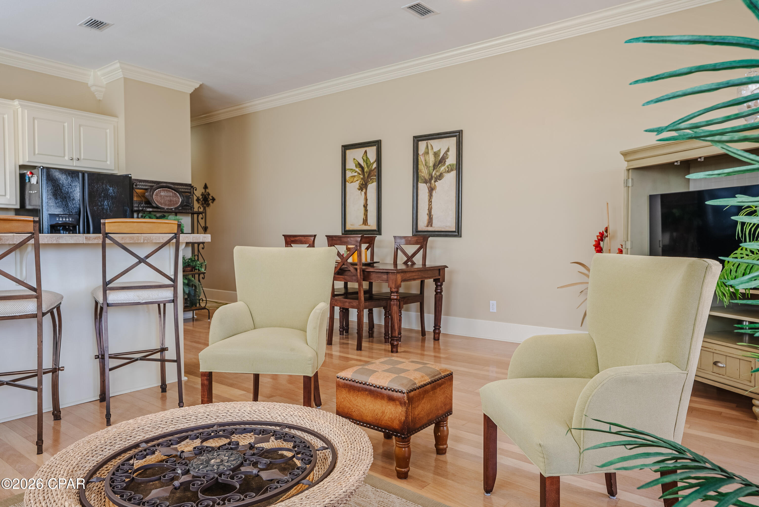 La Valencia Beach Resort - Residential