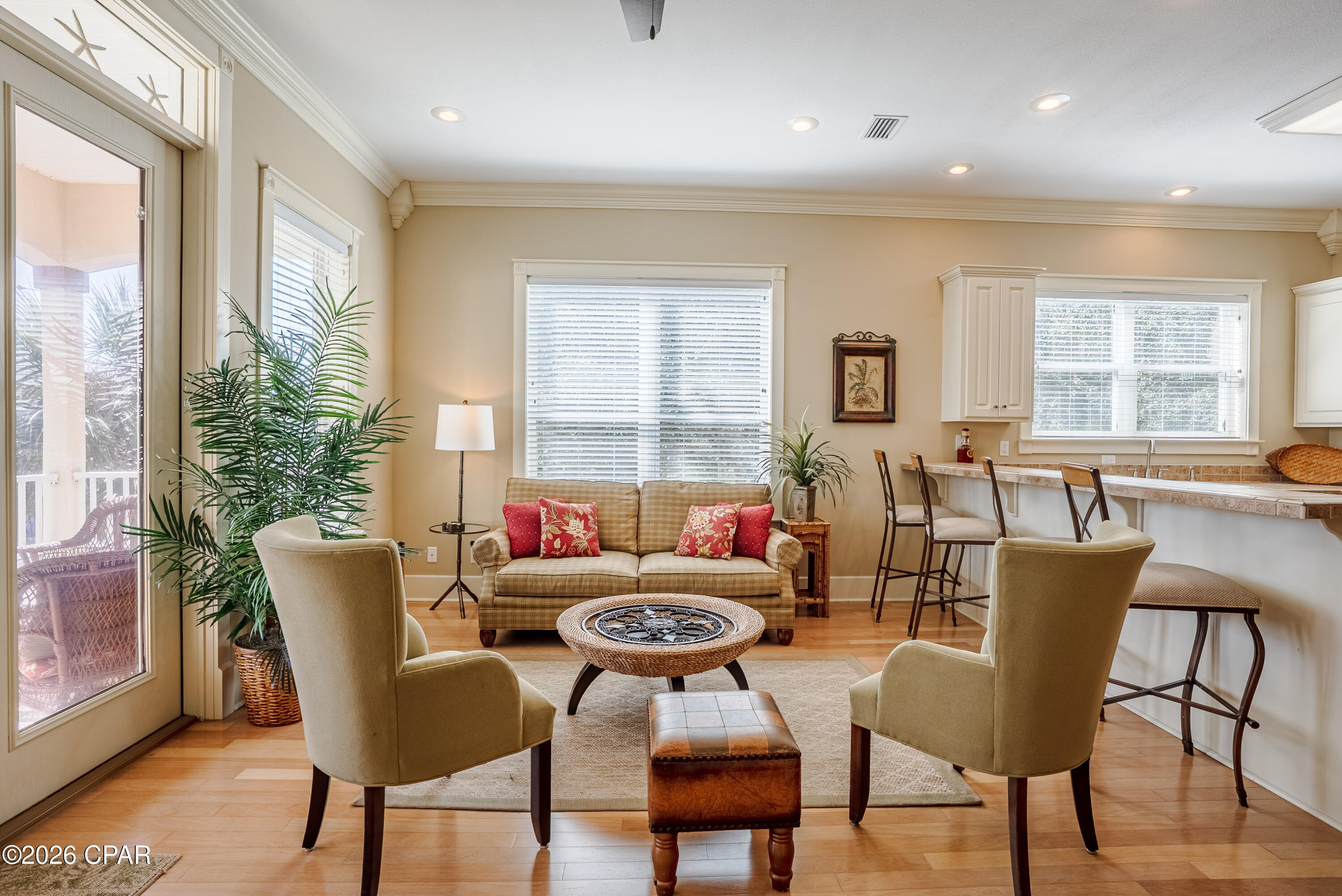 La Valencia Beach Resort - Residential