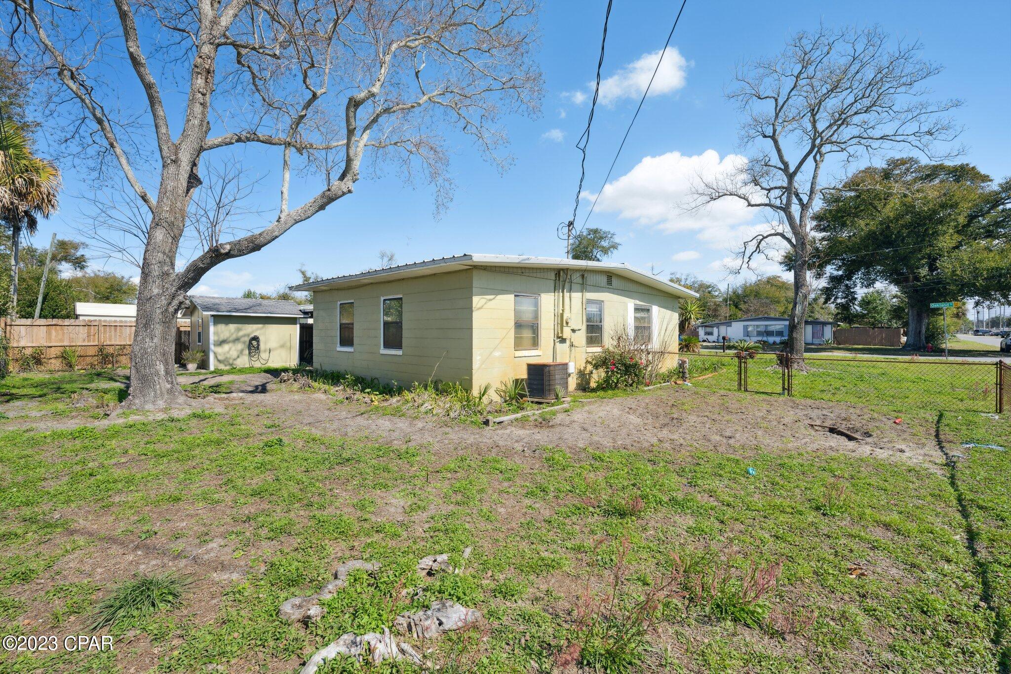 [No Recorded Subdiv] - Residential