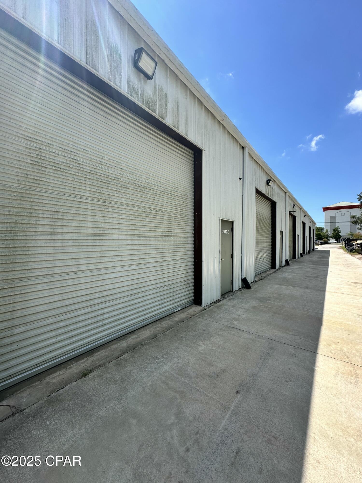 [No Recorded Subdiv] - Commercial Sale