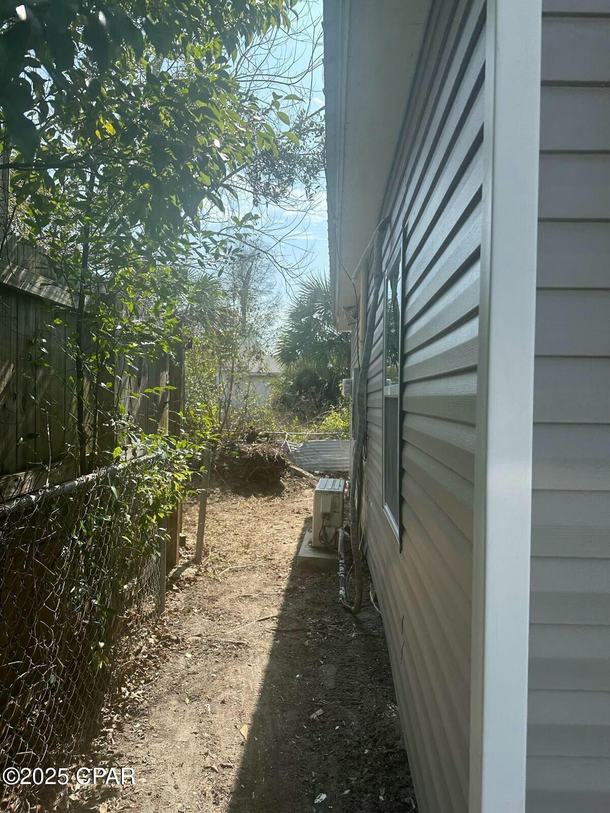 [No Recorded Subdiv] - Residential Lease