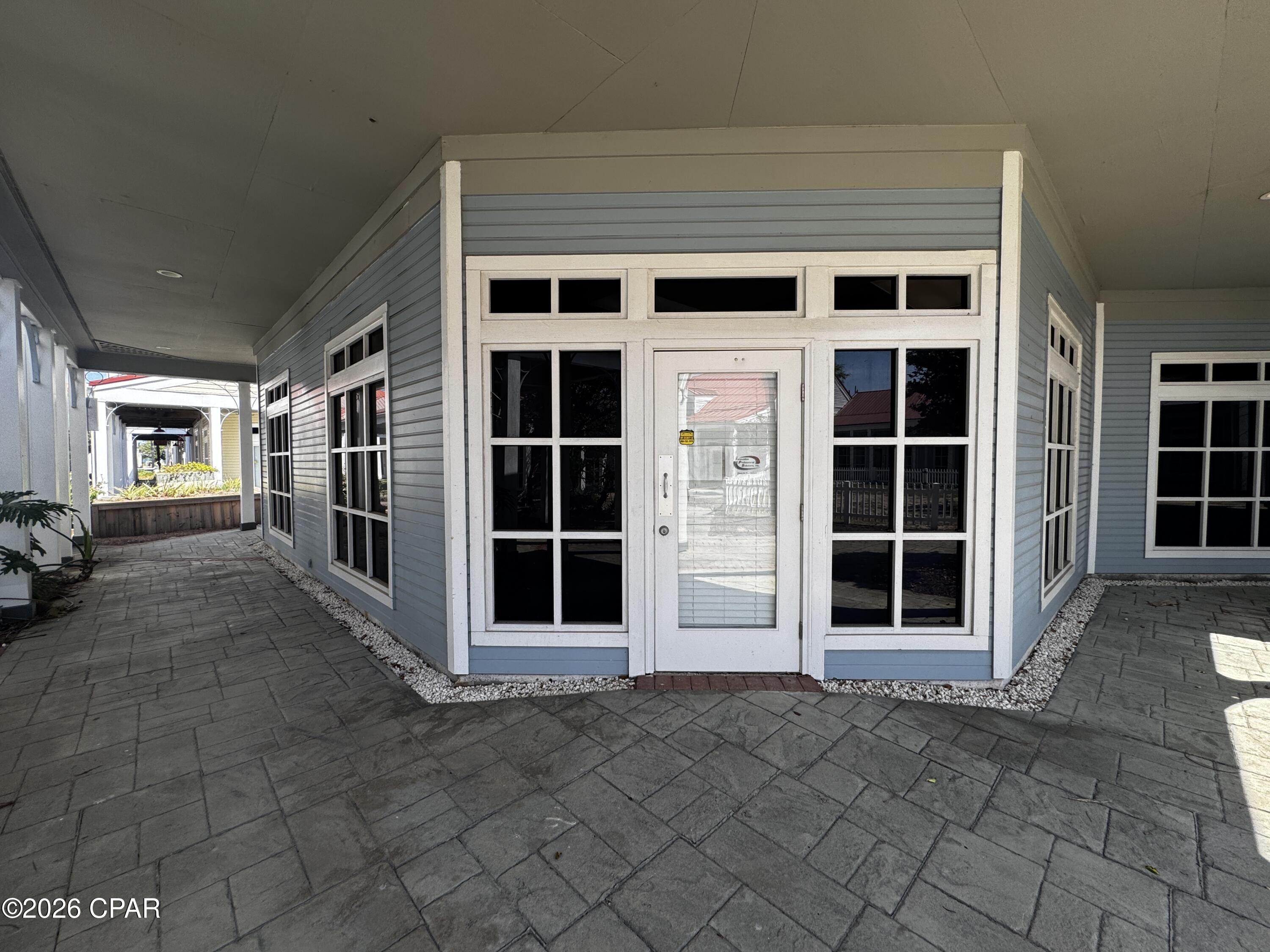 Promenade Shopping Mall - Commercial Lease