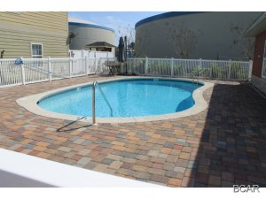 Quail Hollow - Residential