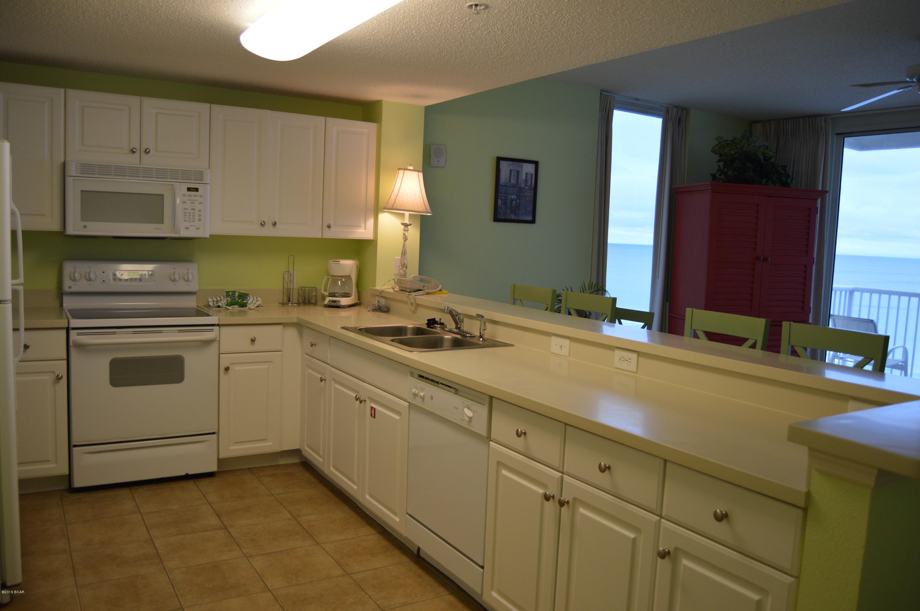 Majestic Beach Tower I - Residential