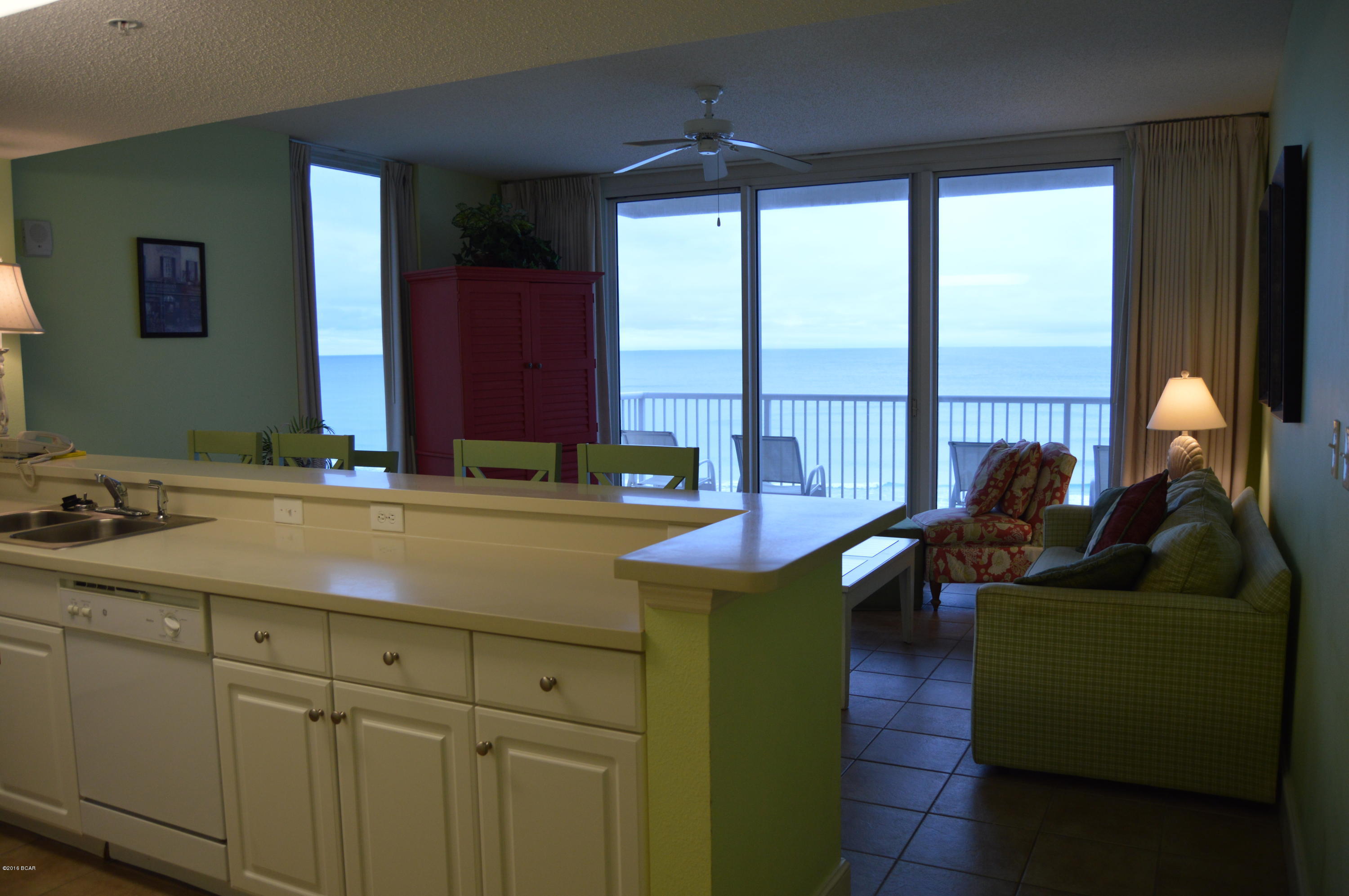 Majestic Beach Tower I - Residential