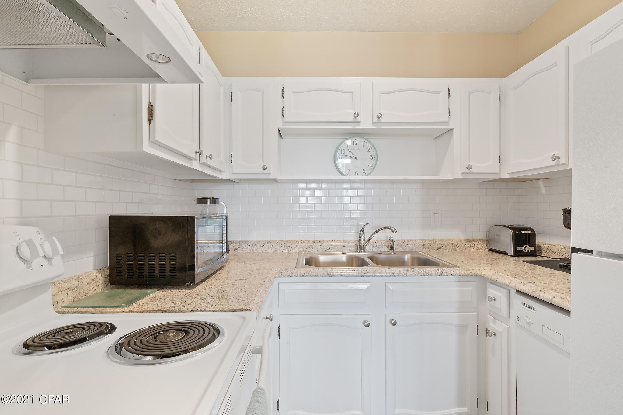 Lullwater Beach - Residential