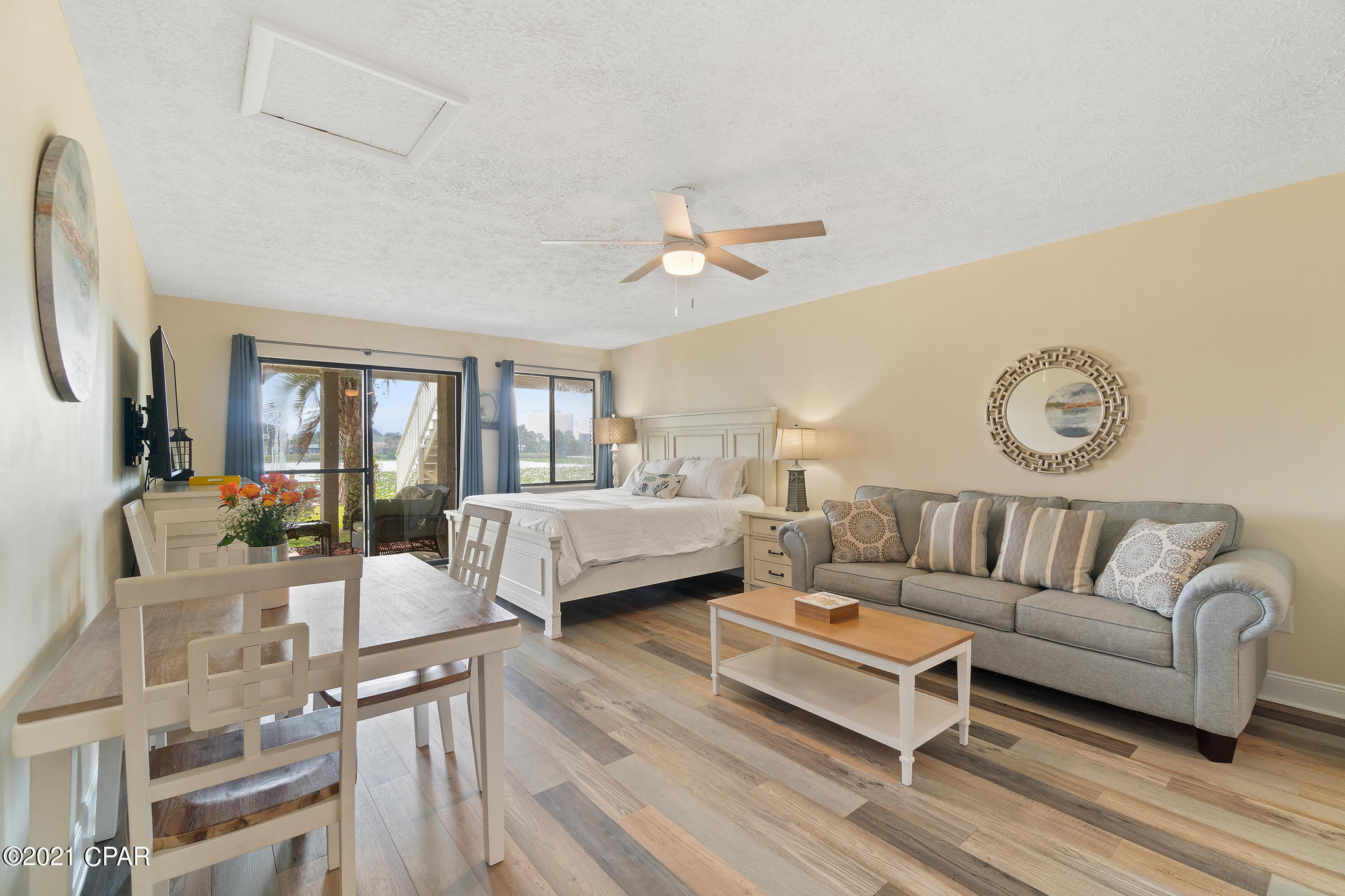 Lullwater Beach - Residential