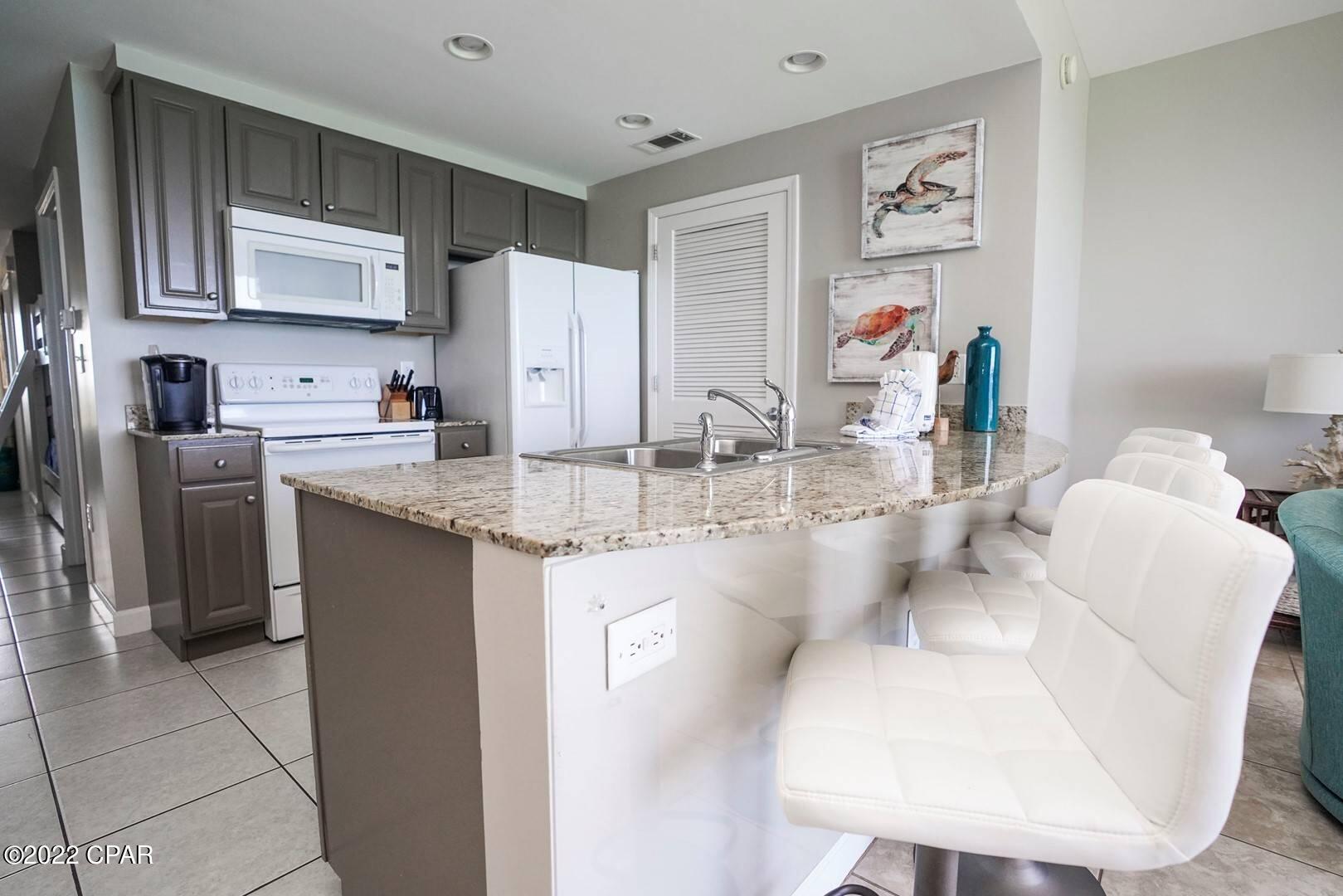 Splash Condo - Residential