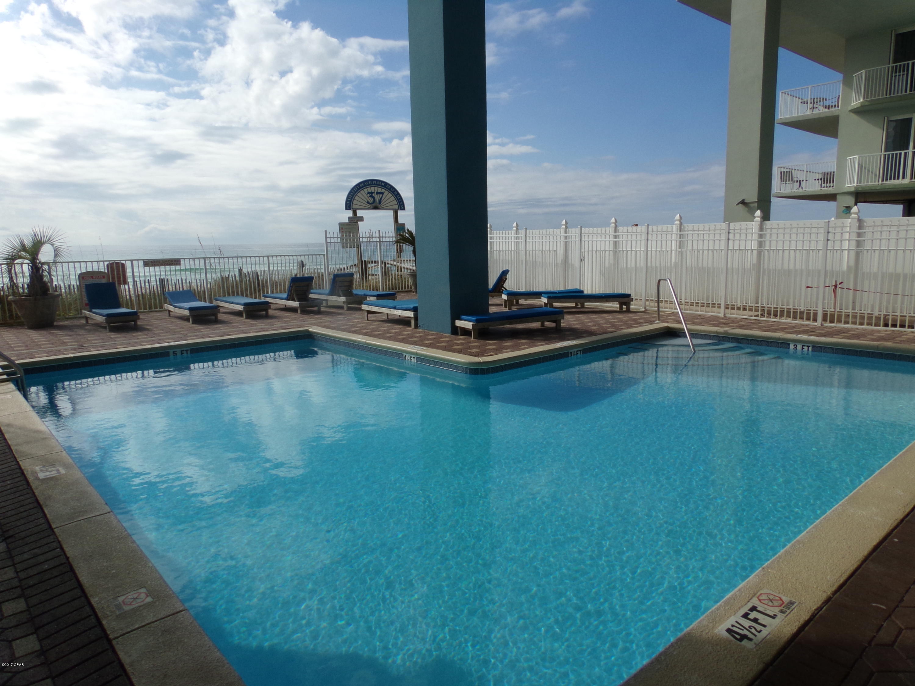 Grandview East At Long Beach - Residential