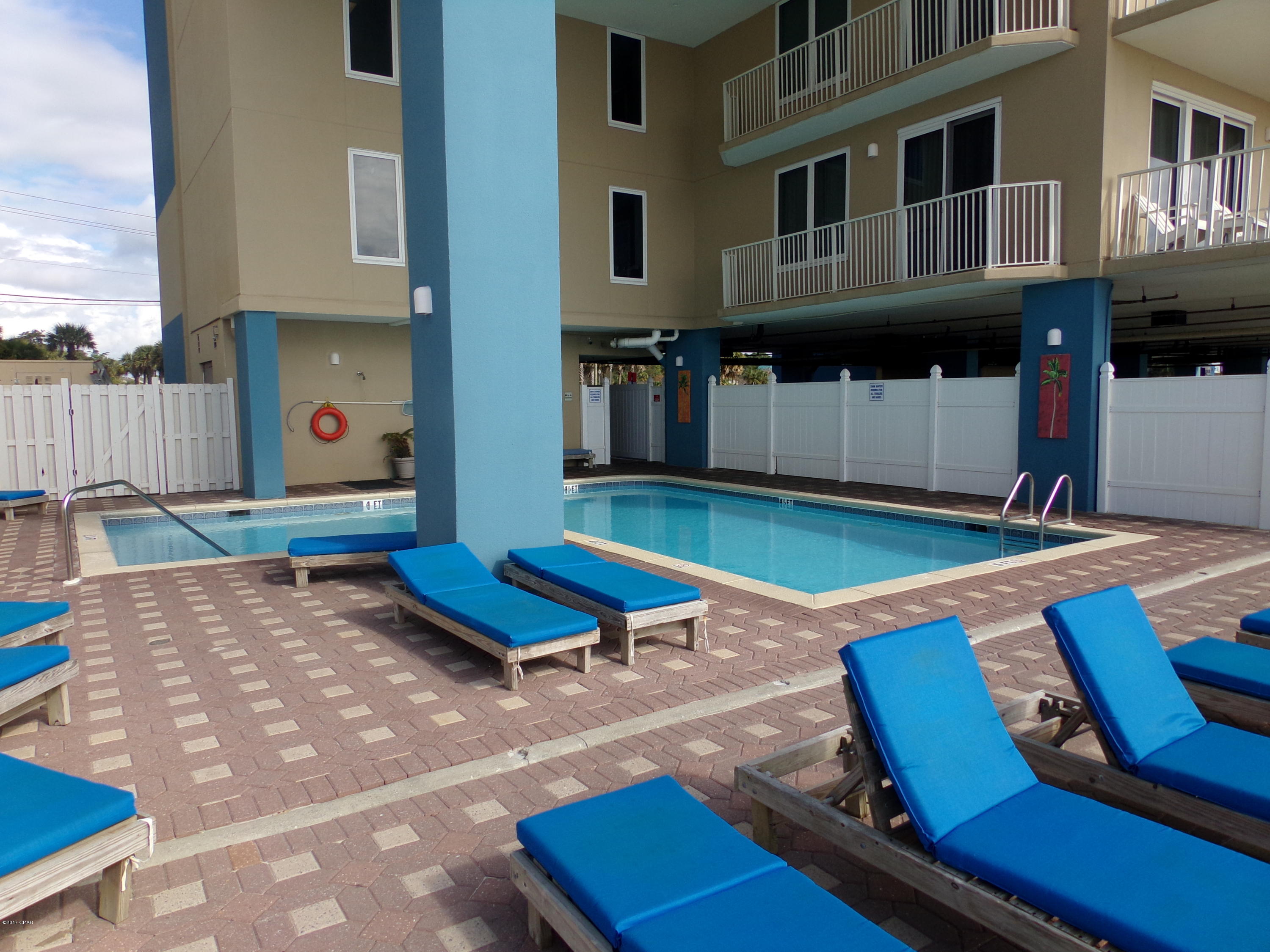 Grandview East At Long Beach - Residential