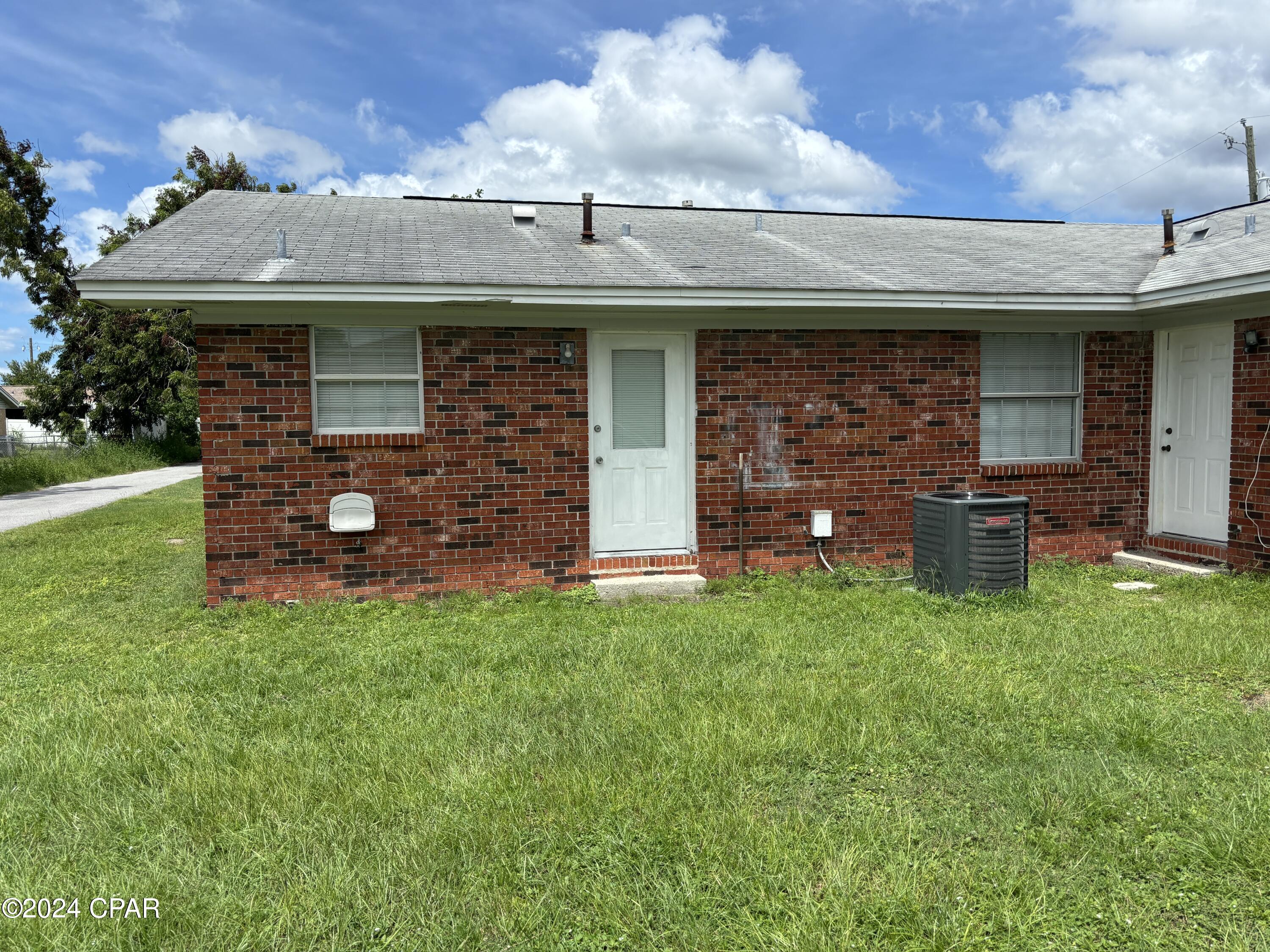 [No Recorded Subdiv] - Residential Lease