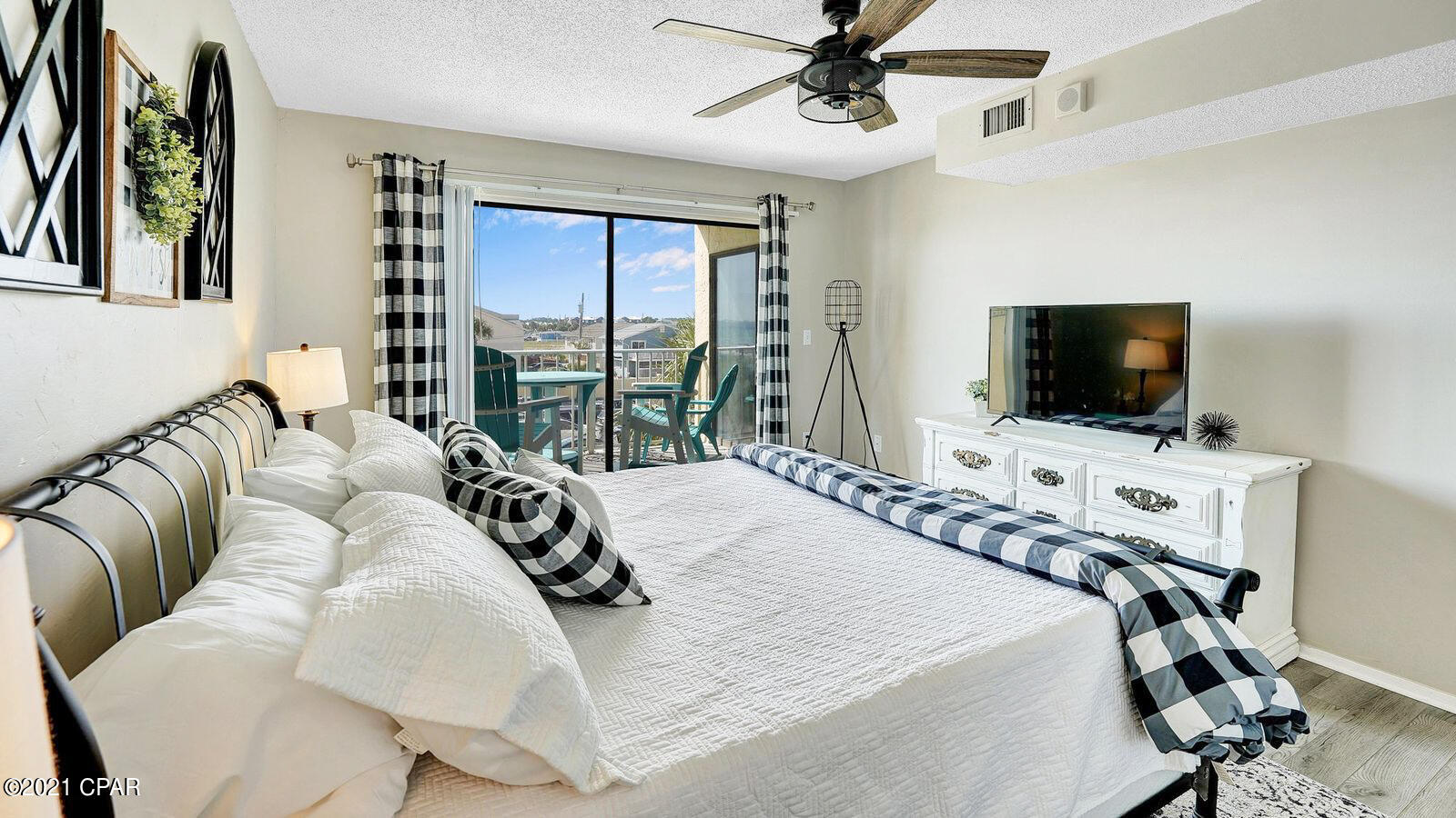 Regency Towers - Residential