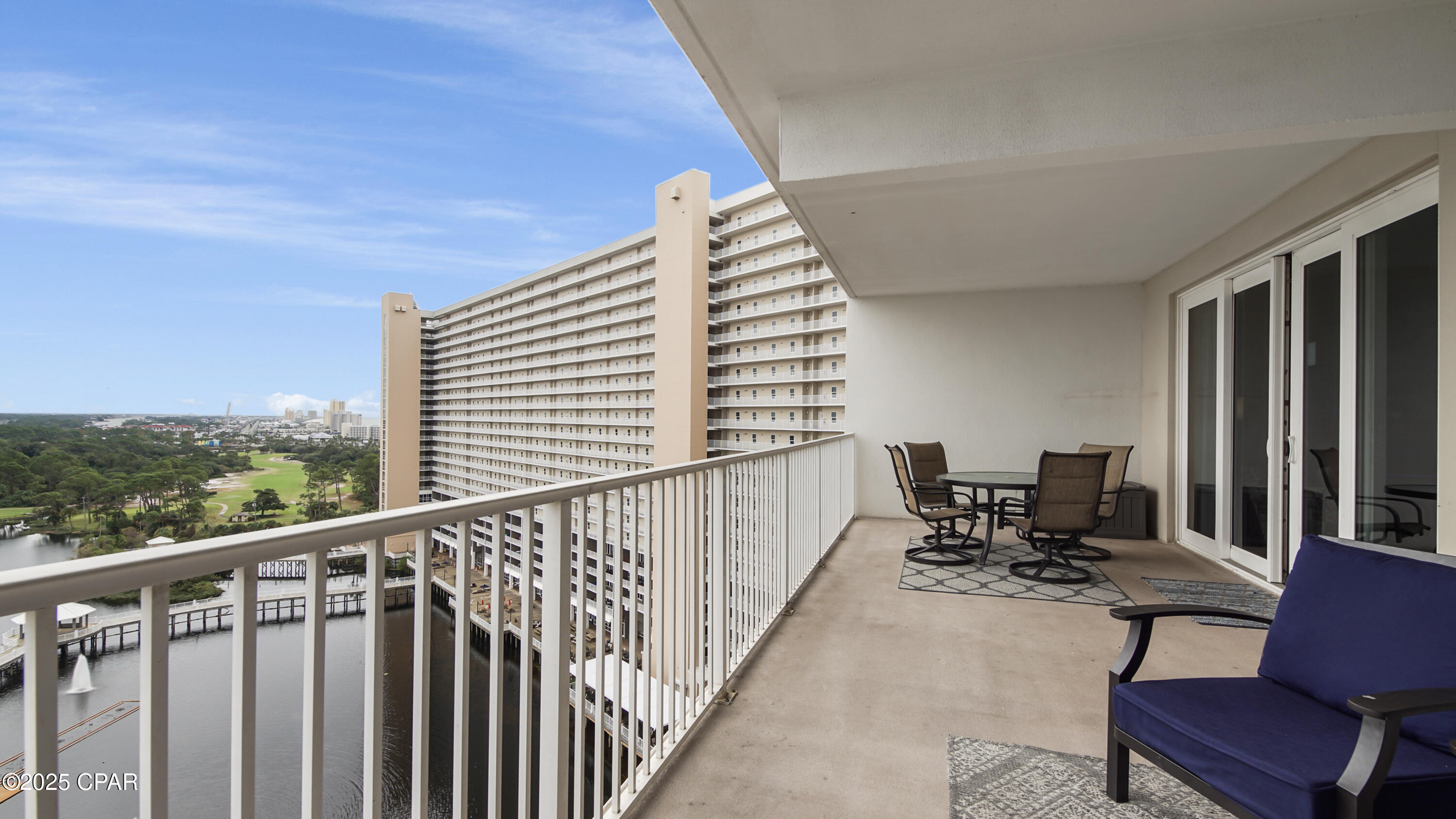 Laketown Wharf - Residential