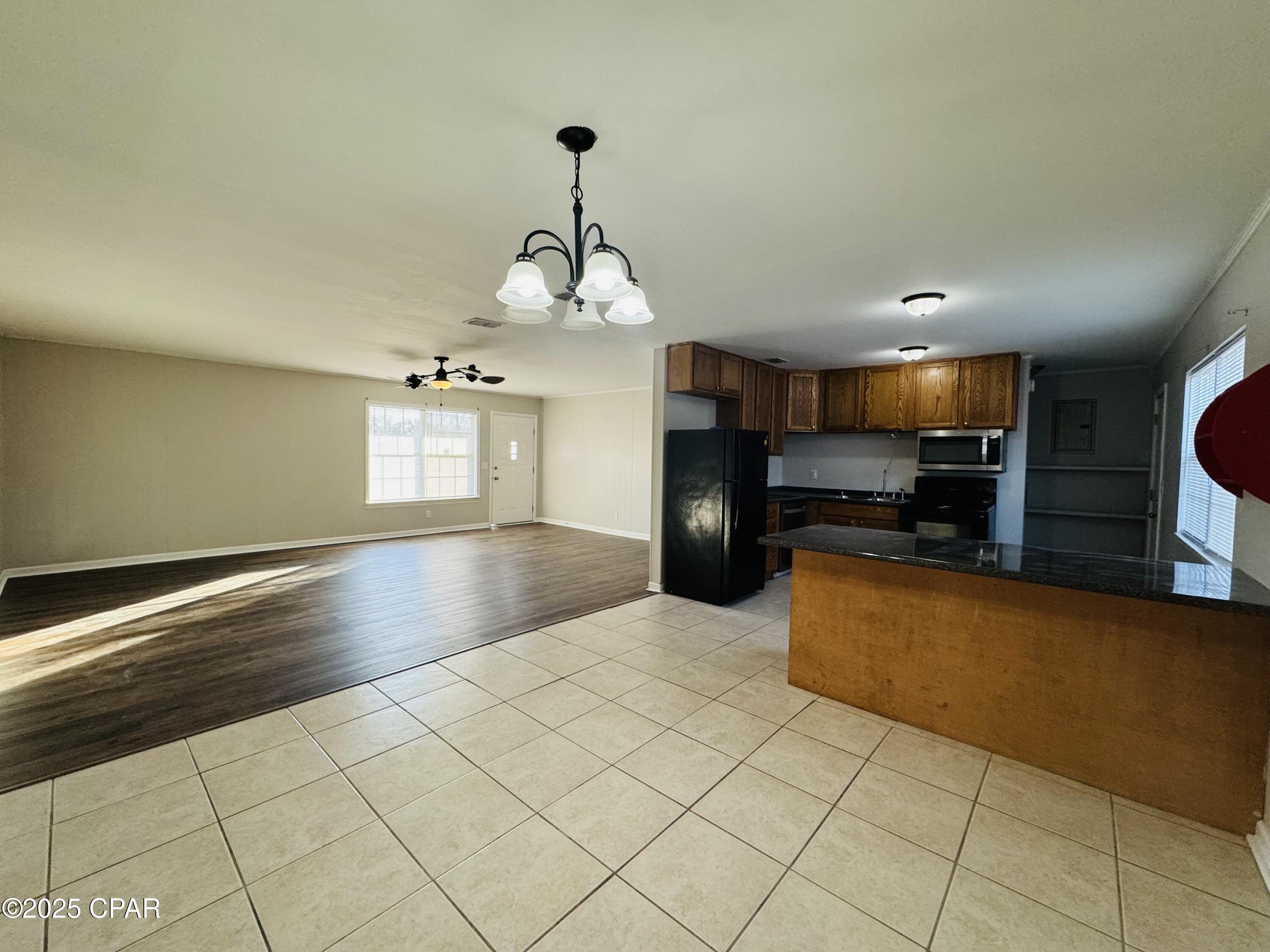 Robindale - Residential Lease