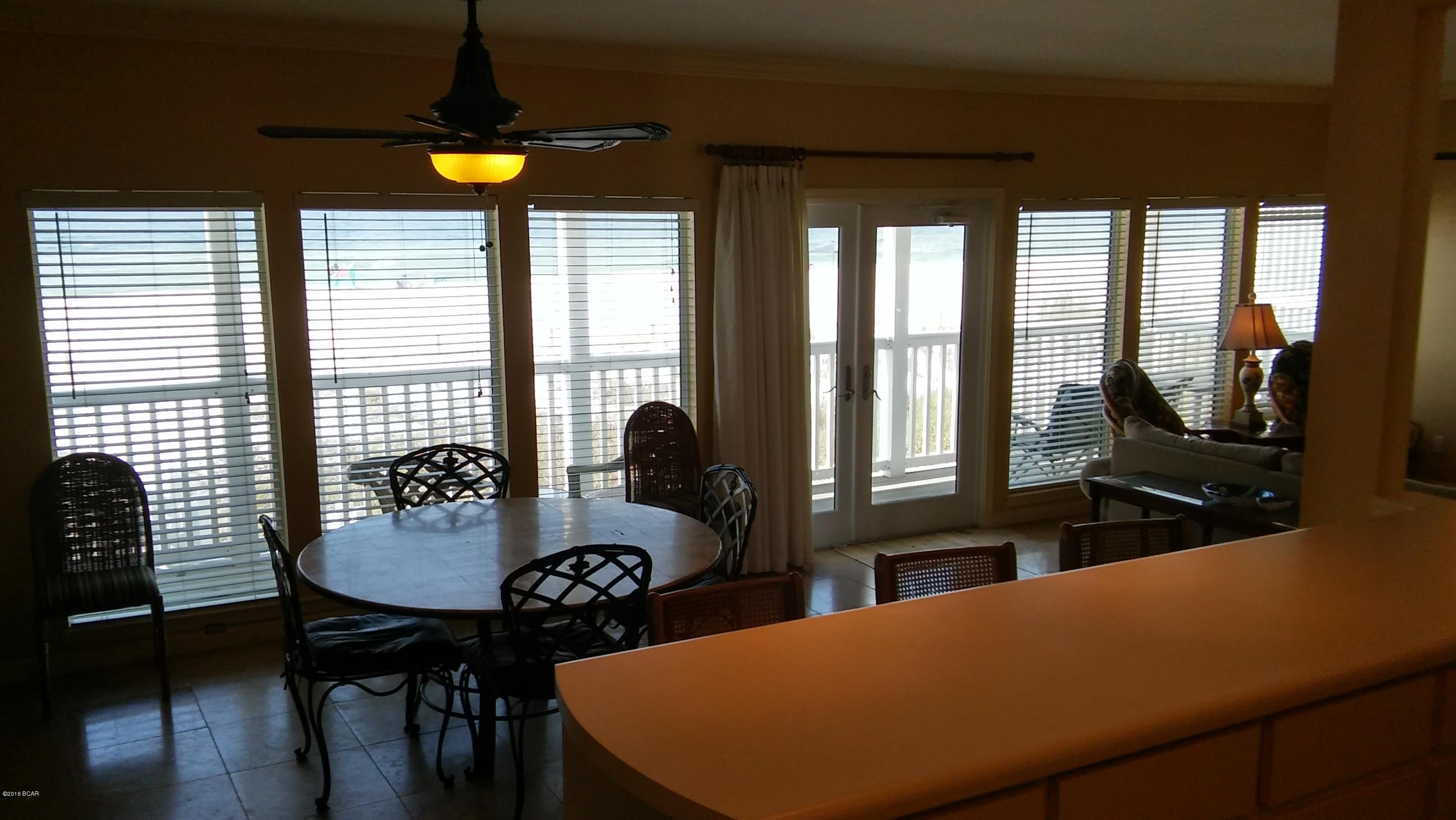 Harbour Arms Condo. - Residential