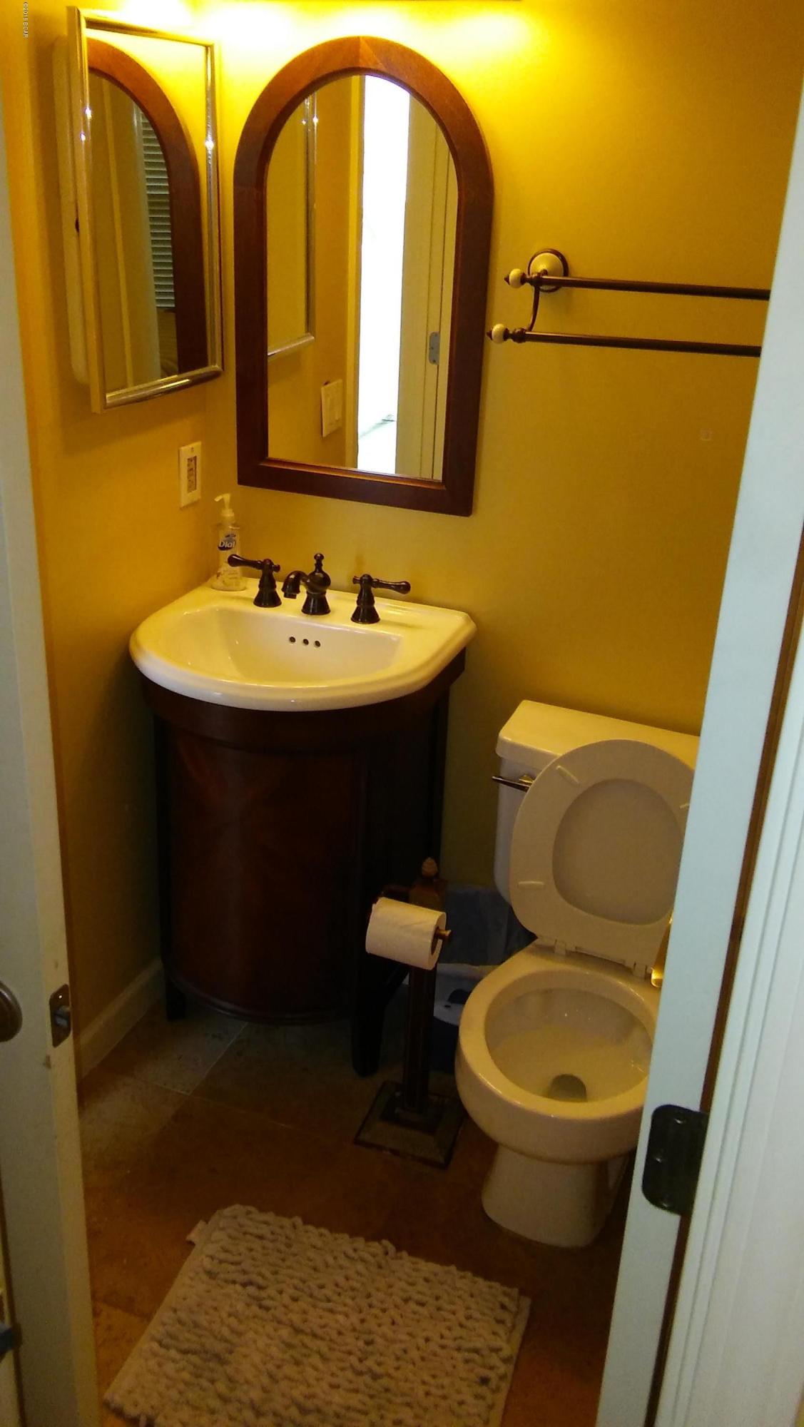 Harbour Arms Condo. - Residential