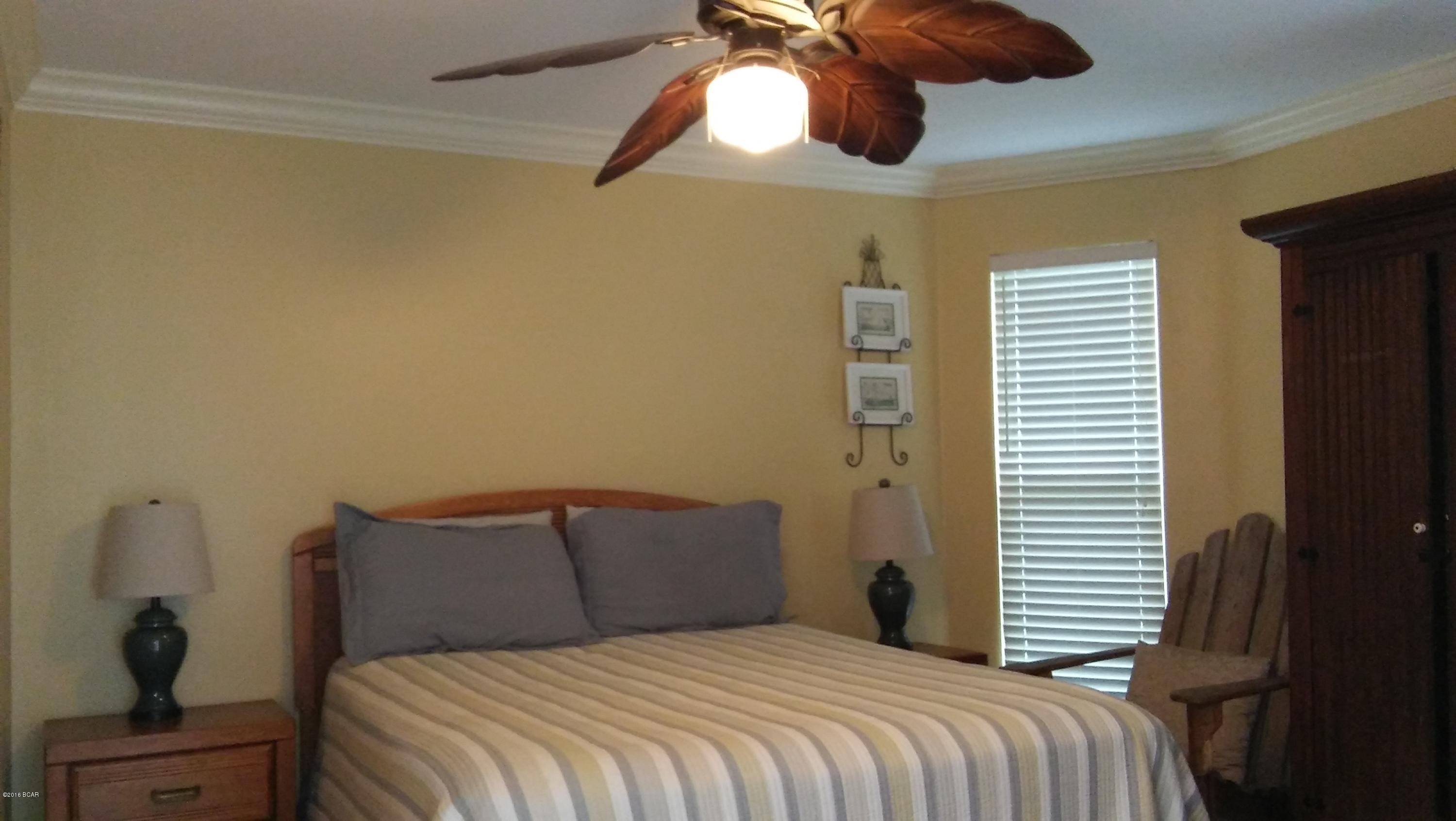 Harbour Arms Condo. - Residential