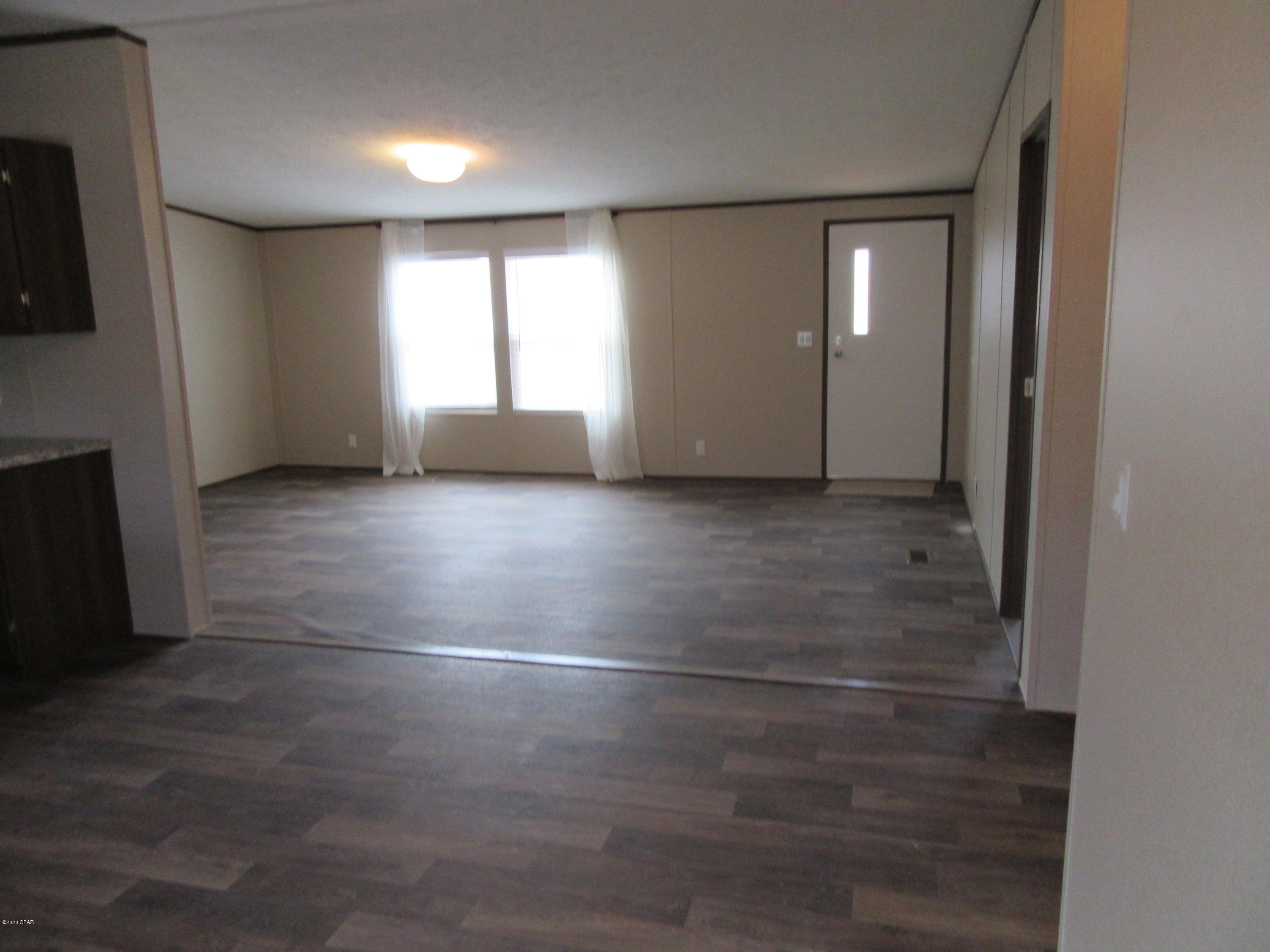 [No Recorded Subdiv] - Residential Lease