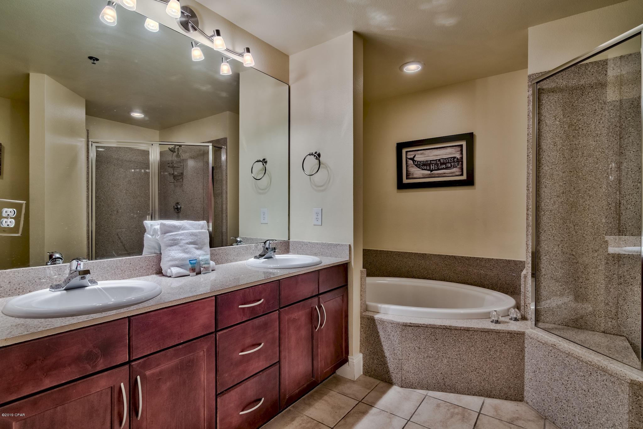 Laketown Wharf Phase II - Residential