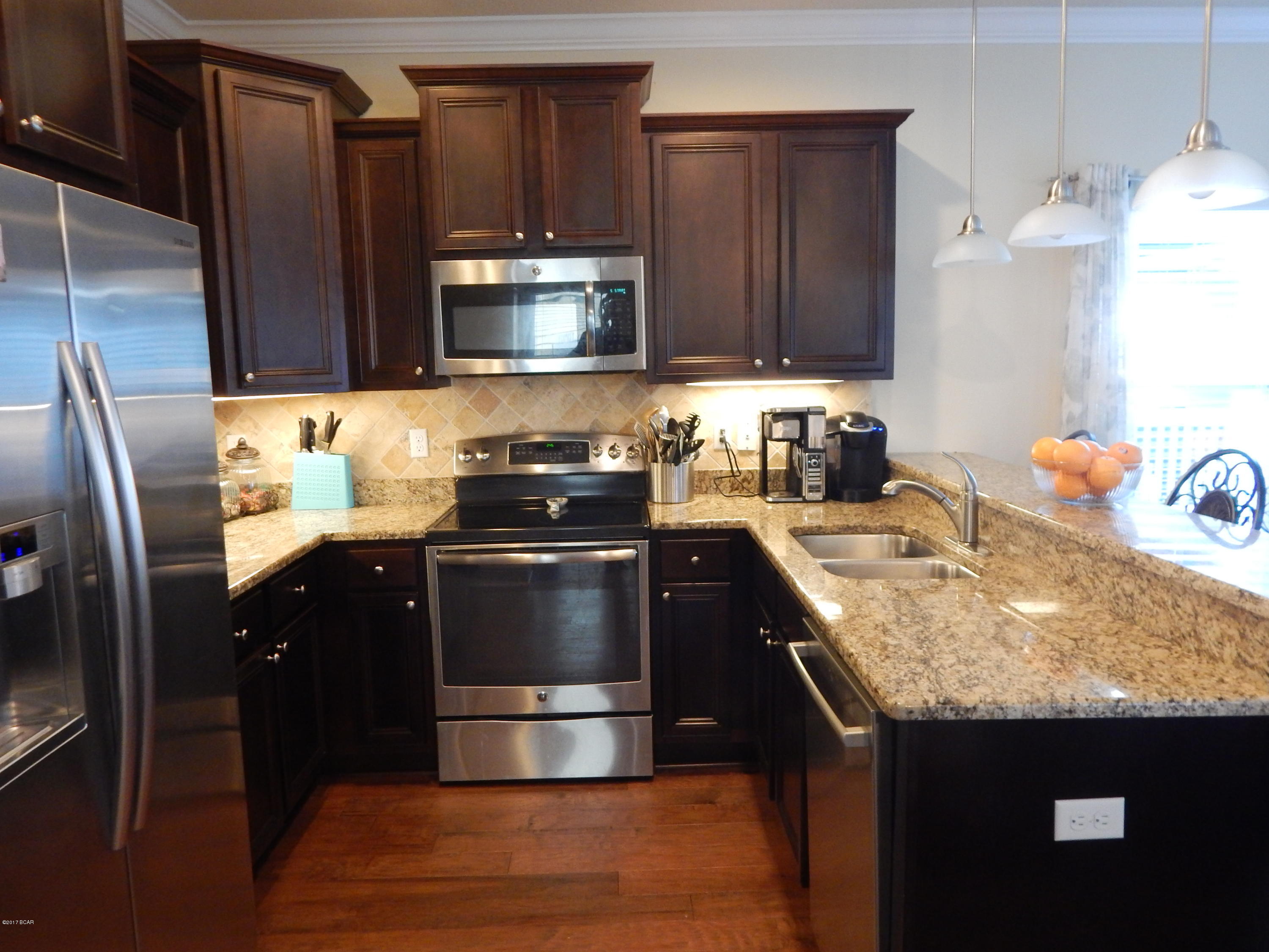 Magnolia Bay Club - Residential