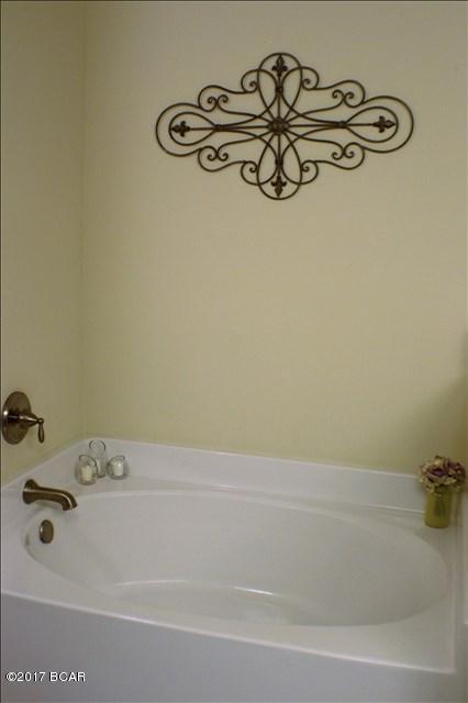 Magnolia Bay Club - Residential