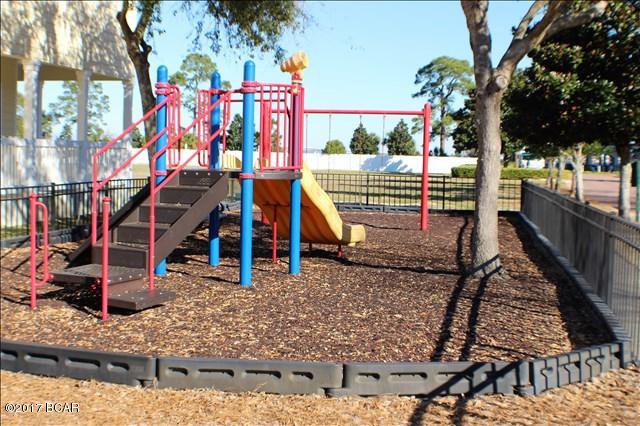 Magnolia Bay Club - Residential